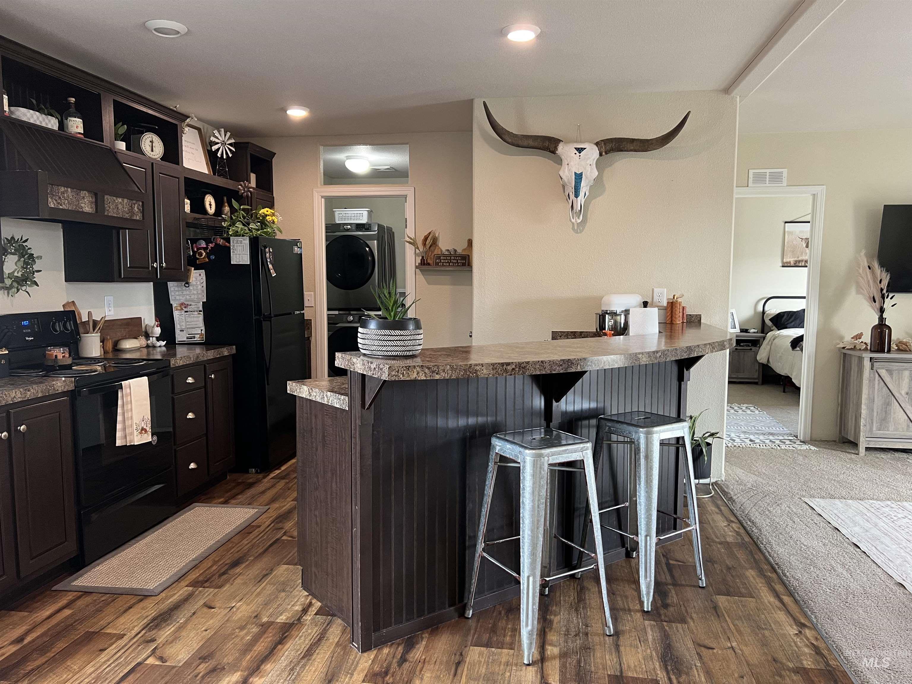 608 Roosevelt Ave., Grand View, Idaho 83624, 3 Bedrooms, 2 Bathrooms, Residential For Sale, Price $215,000, 98964718