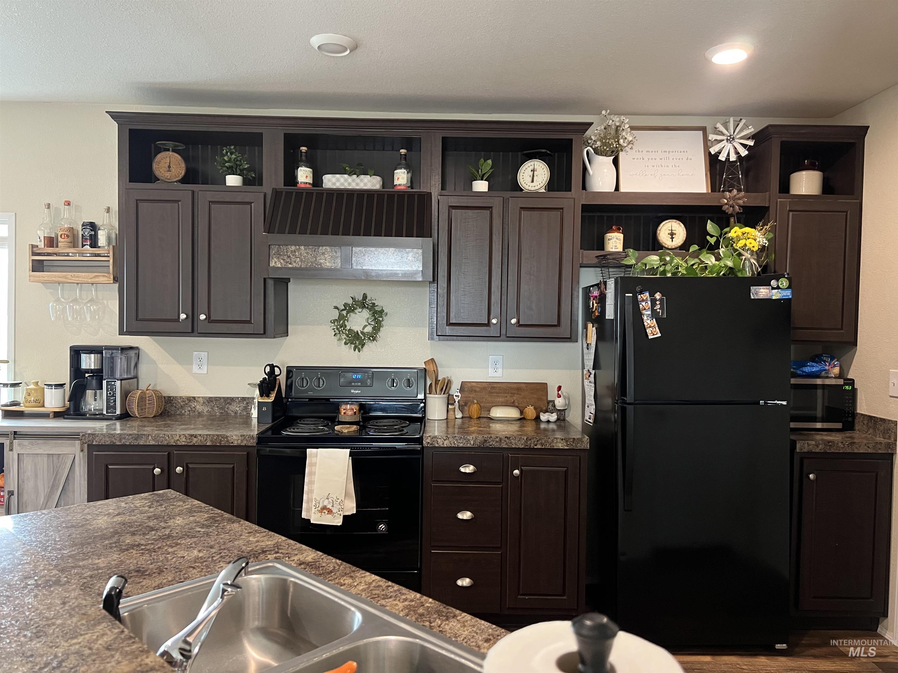 608 Roosevelt Ave., Grand View, Idaho 83624, 3 Bedrooms, 2 Bathrooms, Residential For Sale, Price $215,000, 98964718