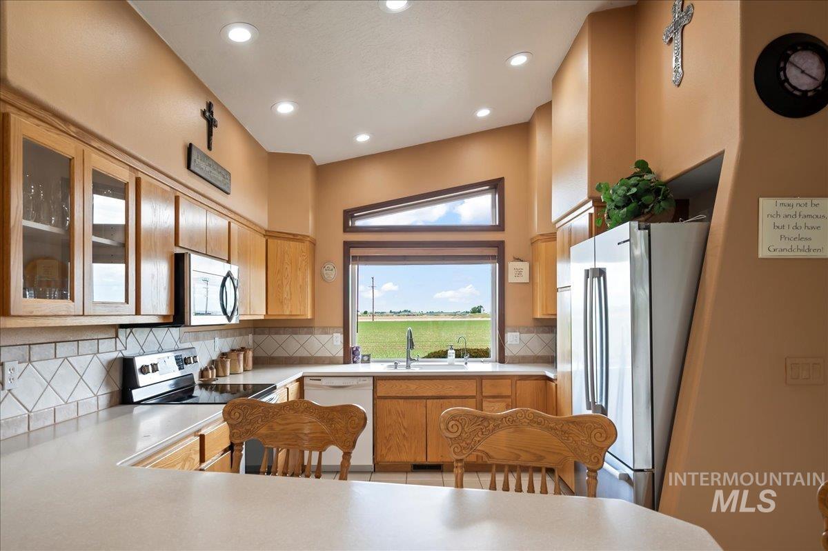 17369 Beet Rd, Caldwell, Idaho 83705, 3 Bedrooms, 2.5 Bathrooms, Residential For Sale, Price $2,100,000, 98964731