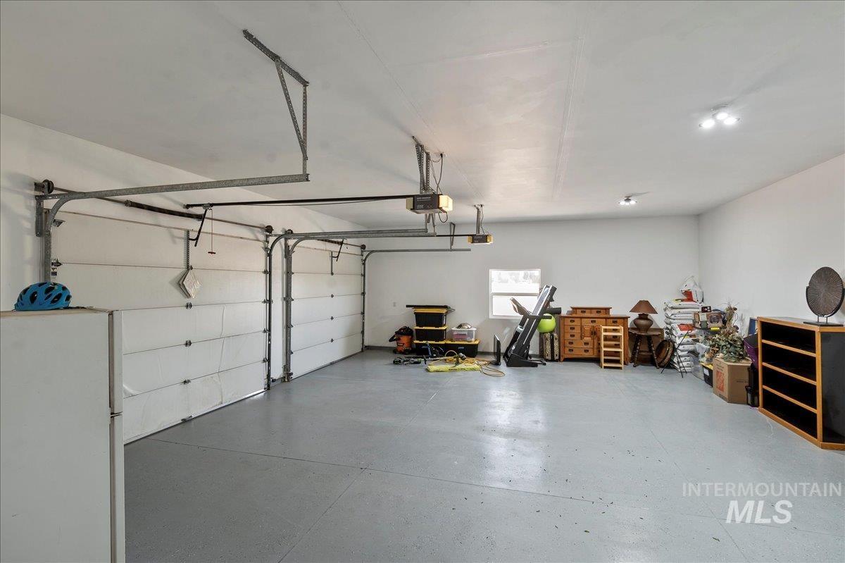 17369 Beet Rd, Caldwell, Idaho 83705, 3 Bedrooms, 2.5 Bathrooms, Residential For Sale, Price $2,100,000, 98964731