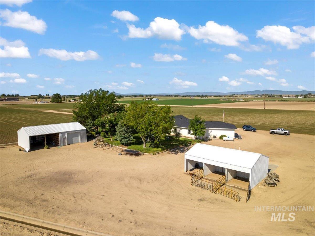 17369 Beet Rd, Caldwell, Idaho 83705, 3 Bedrooms, 2.5 Bathrooms, Residential For Sale, Price $2,100,000, 98964731