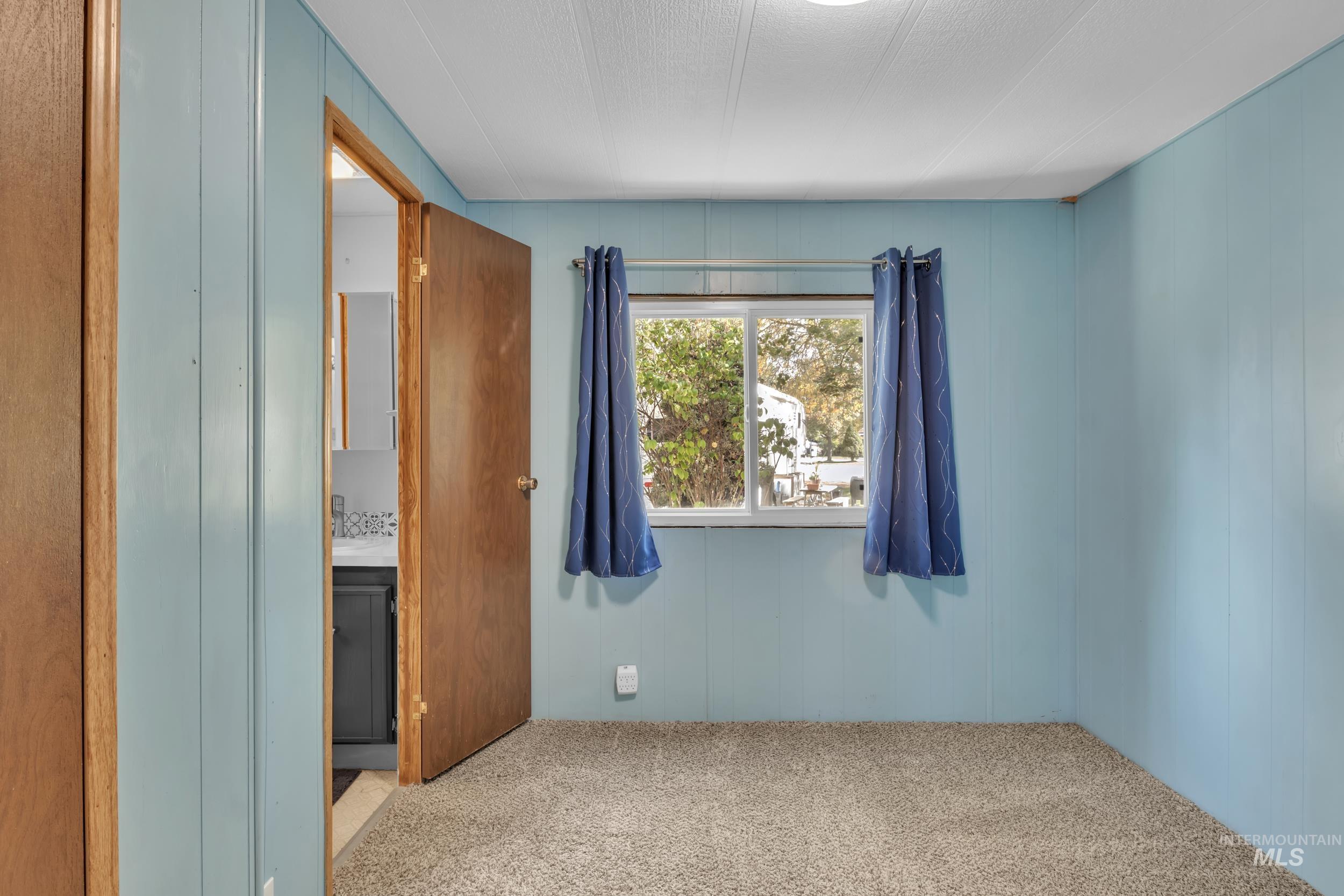 790 N Riviera Dr, Boise, Idaho 83703, 3 Bedrooms, 1.5 Bathrooms, Residential For Sale, Price $95,000, 98964732