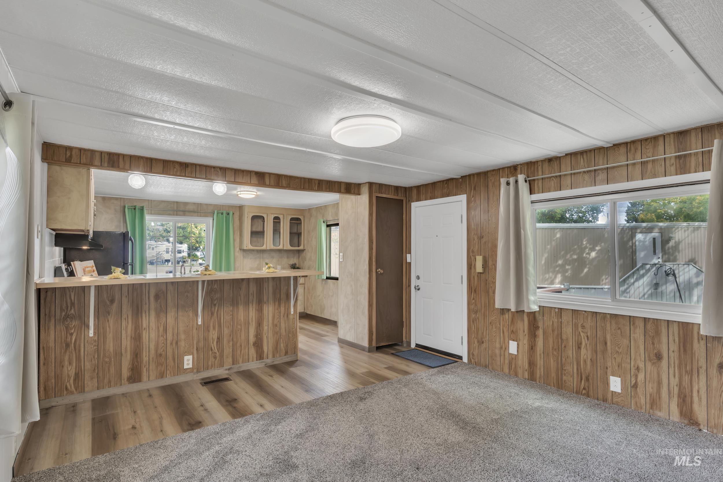 790 N Riviera Dr, Boise, Idaho 83703, 3 Bedrooms, 1.5 Bathrooms, Residential For Sale, Price $95,000, 98964732