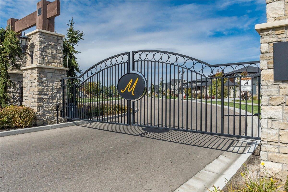 1055 S Brentbrook Lane, Eagle, Idaho 83616, 3 Bedrooms, 3.5 Bathrooms, Residential For Sale, Price $1,859,000, 98964753