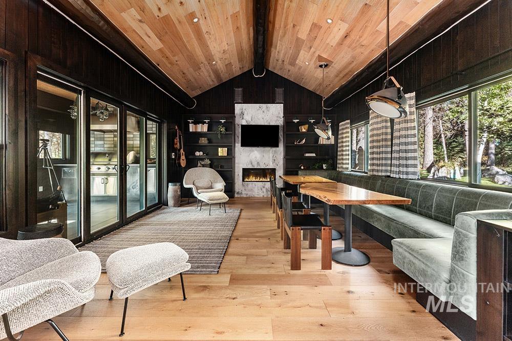 305 Blackhawk Lake Dr., McCall, Idaho 83638, 6 Bedrooms, 4 Bathrooms, Residential For Sale, Price $4,990,000, 98964754