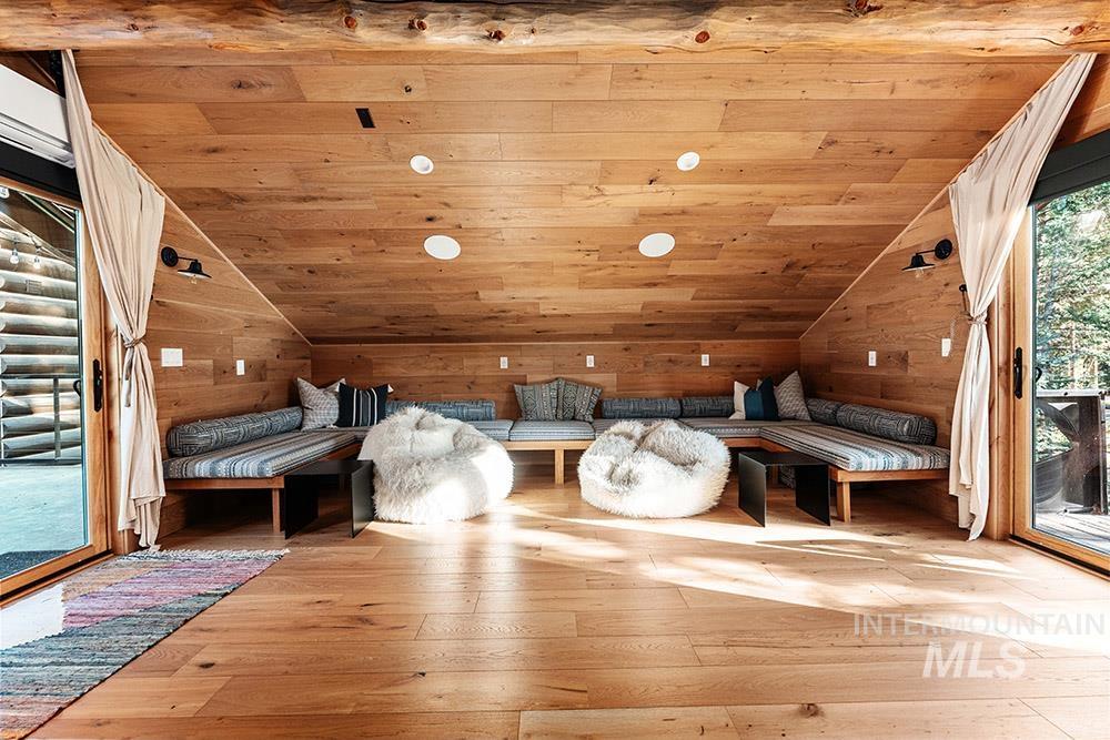 305 Blackhawk Lake Dr., McCall, Idaho 83638, 6 Bedrooms, 4 Bathrooms, Residential For Sale, Price $4,990,000, 98964754