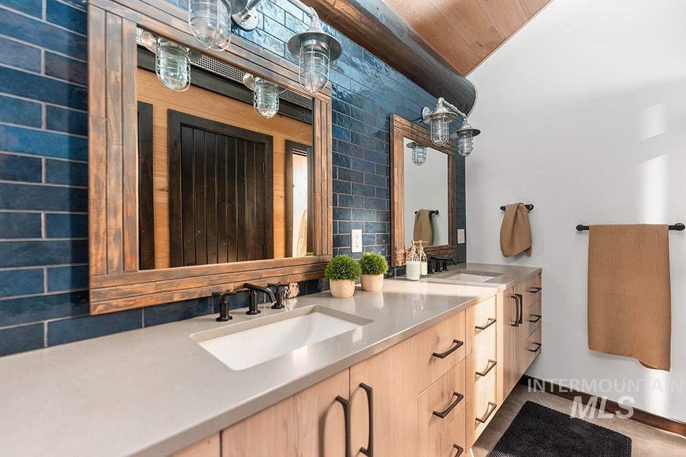 305 Blackhawk Lake Dr., McCall, Idaho 83638, 6 Bedrooms, 4 Bathrooms, Residential For Sale, Price $4,990,000, 98964754