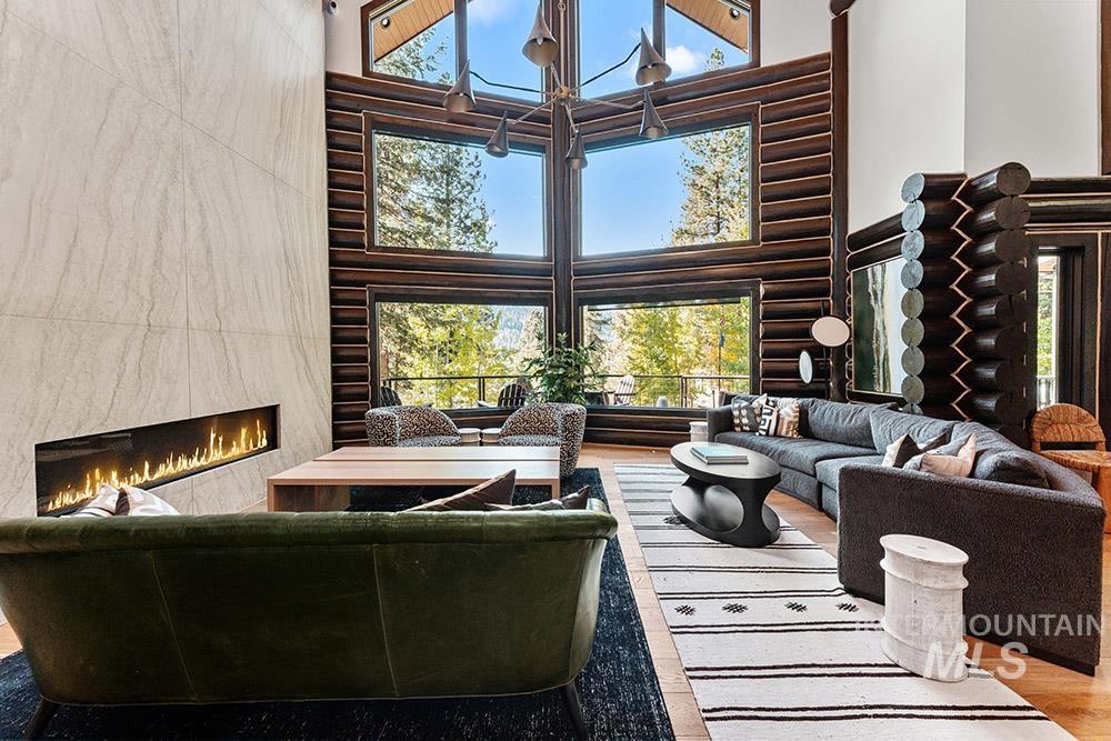 305 Blackhawk Lake Dr., McCall, Idaho 83638, 6 Bedrooms, 4 Bathrooms, Residential For Sale, Price $4,990,000, 98964754