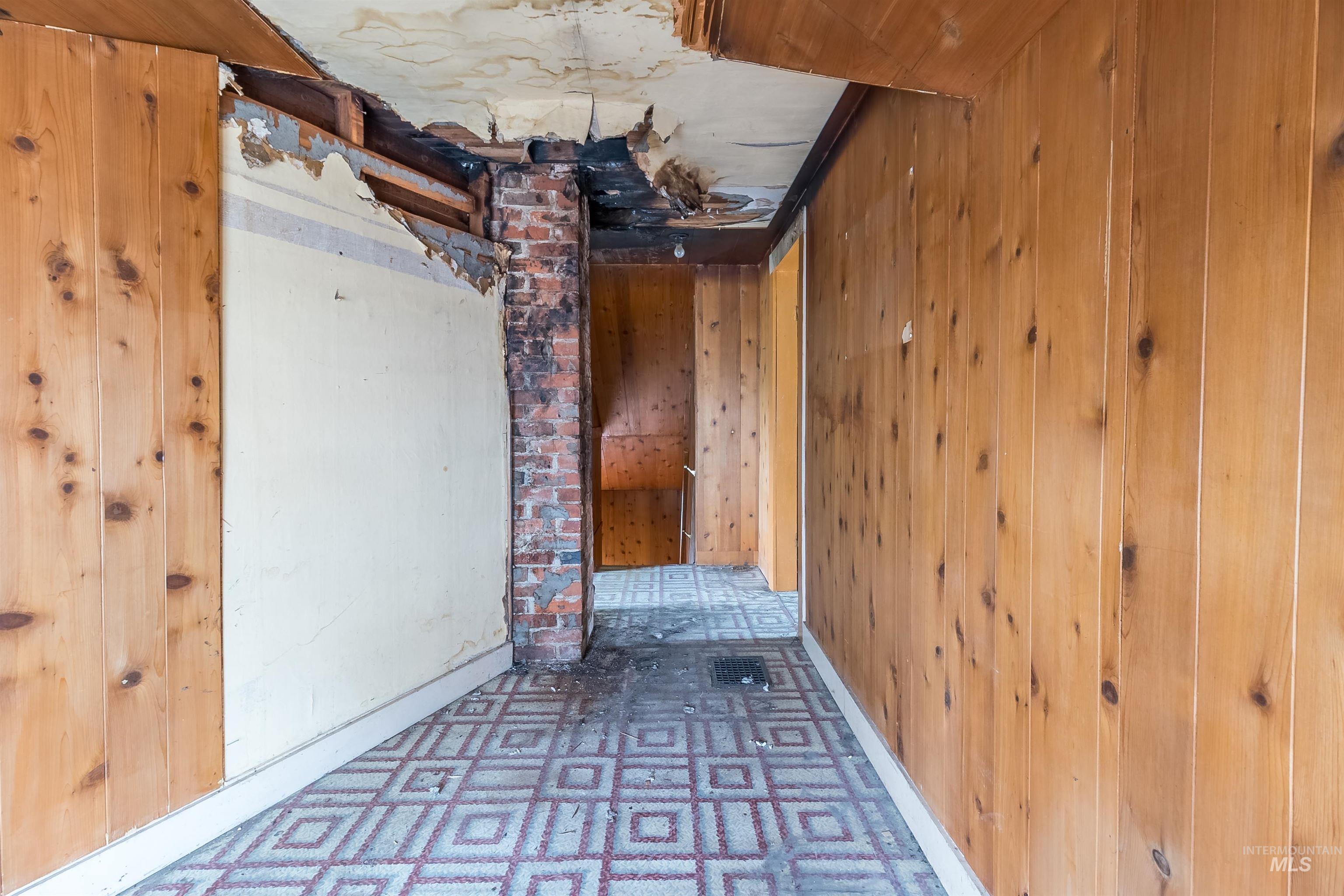 310 2nd Ave, Bovill, Idaho 83806, 3 Bedrooms, 1 Bathroom, Residential For Sale, Price $112,000, 98964776