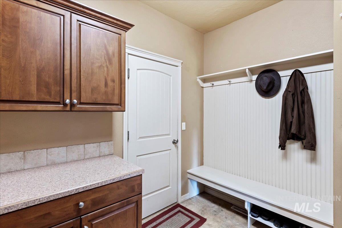 Mudroom with baseboards