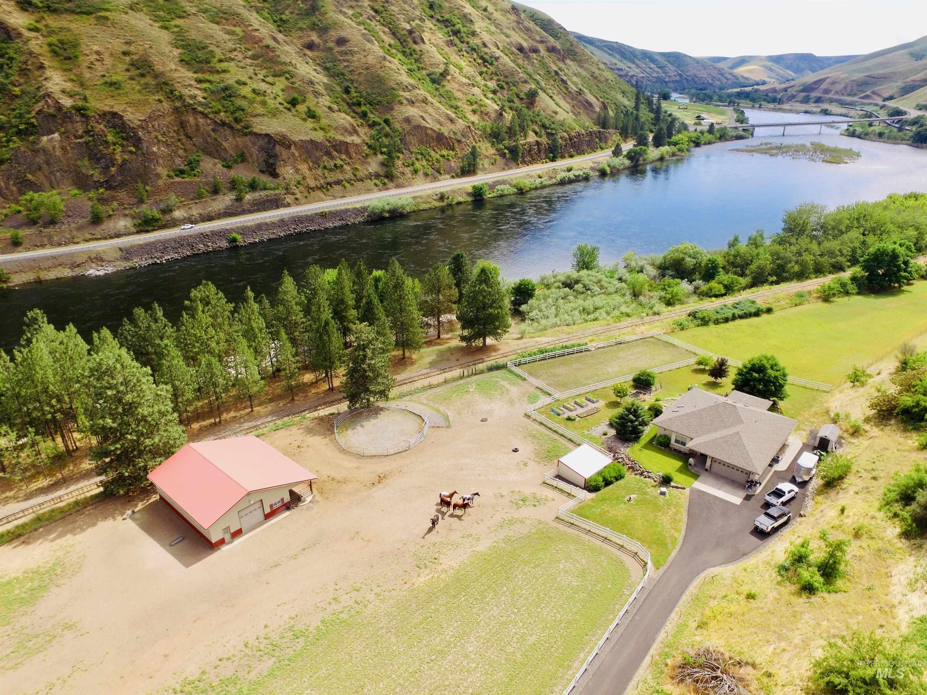 24500 Arrow Highline, Juliaetta, Idaho 83535, 3 Bedrooms, 2 Bathrooms, Residential For Sale, Price $895,000, 98964813