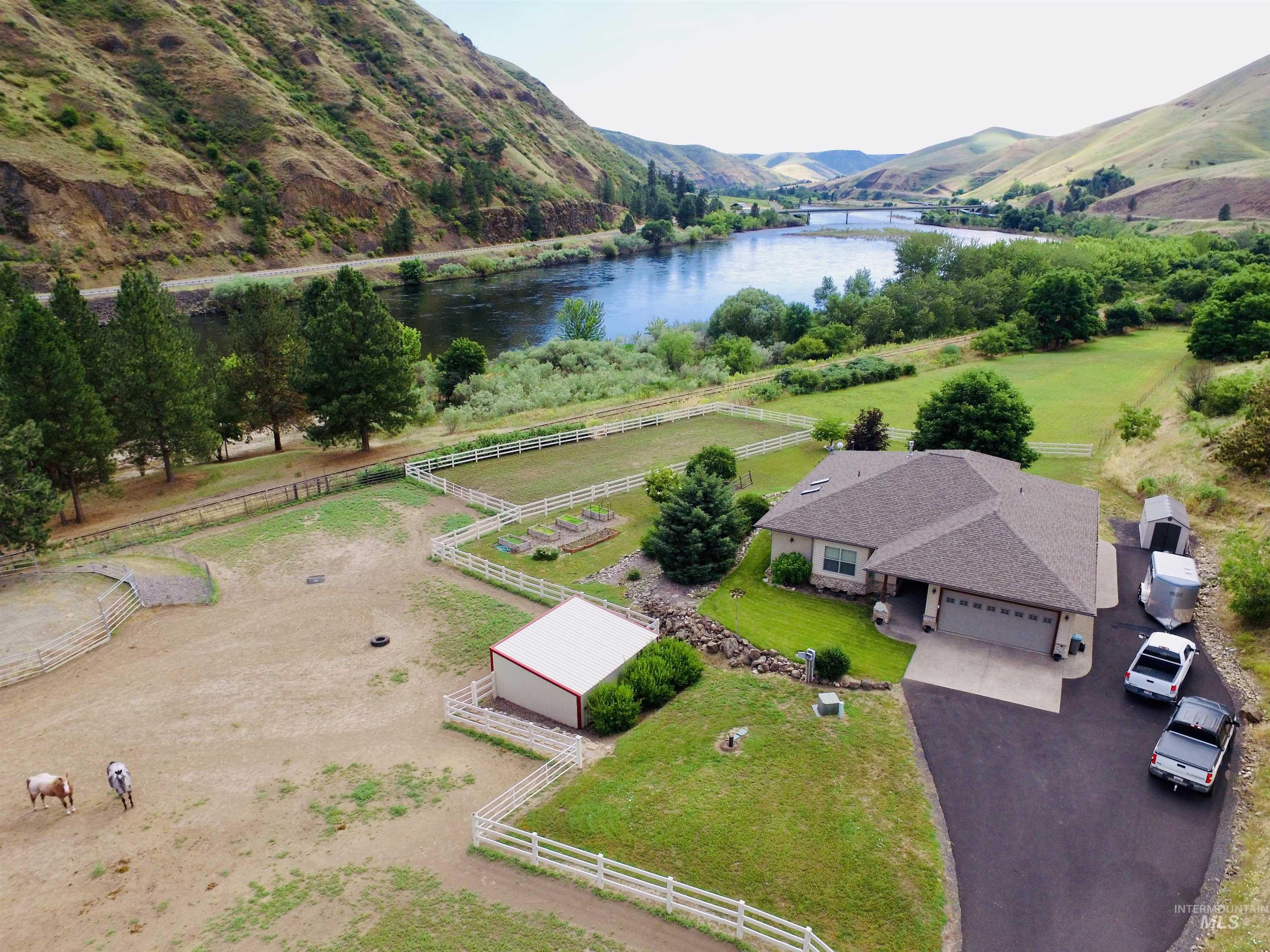 24500 Arrow Highline, Juliaetta, Idaho 83535, 3 Bedrooms, 2 Bathrooms, Residential For Sale, Price $895,000, 98964813