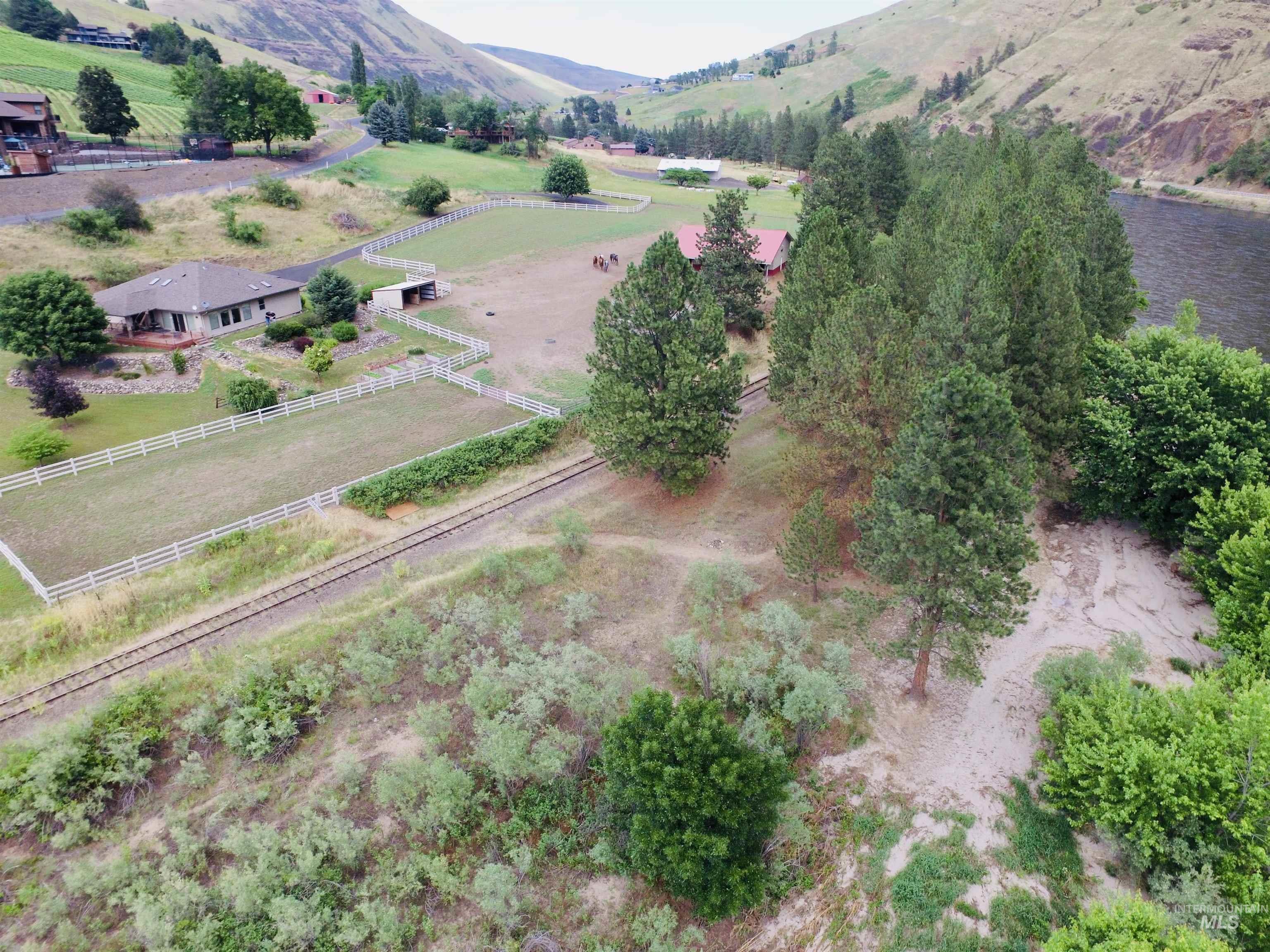 24500 Arrow Highline, Juliaetta, Idaho 83535, 3 Bedrooms, 2 Bathrooms, Residential For Sale, Price $895,000, 98964813