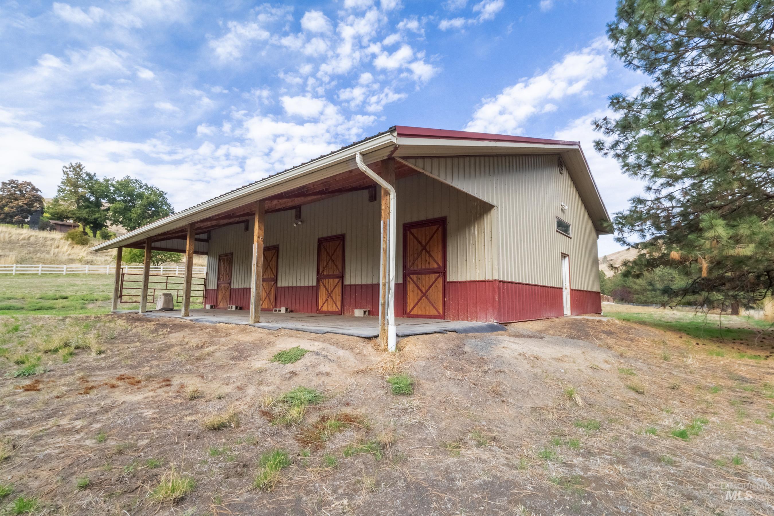 24500 Arrow Highline, Juliaetta, Idaho 83535, 3 Bedrooms, 2 Bathrooms, Residential For Sale, Price $895,000, 98964813