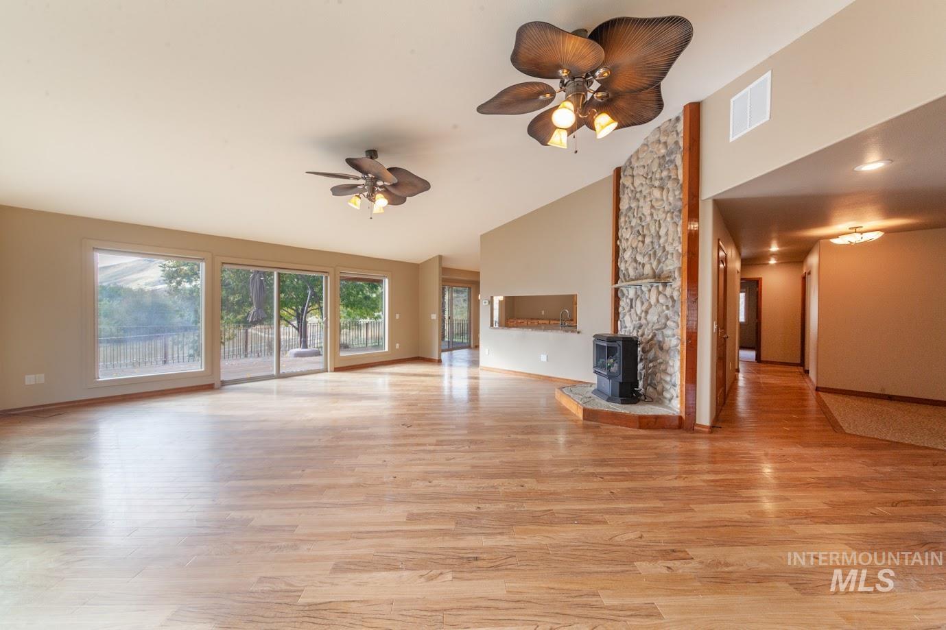 24500 Arrow Highline, Juliaetta, Idaho 83535, 3 Bedrooms, 2 Bathrooms, Residential For Sale, Price $895,000, 98964813