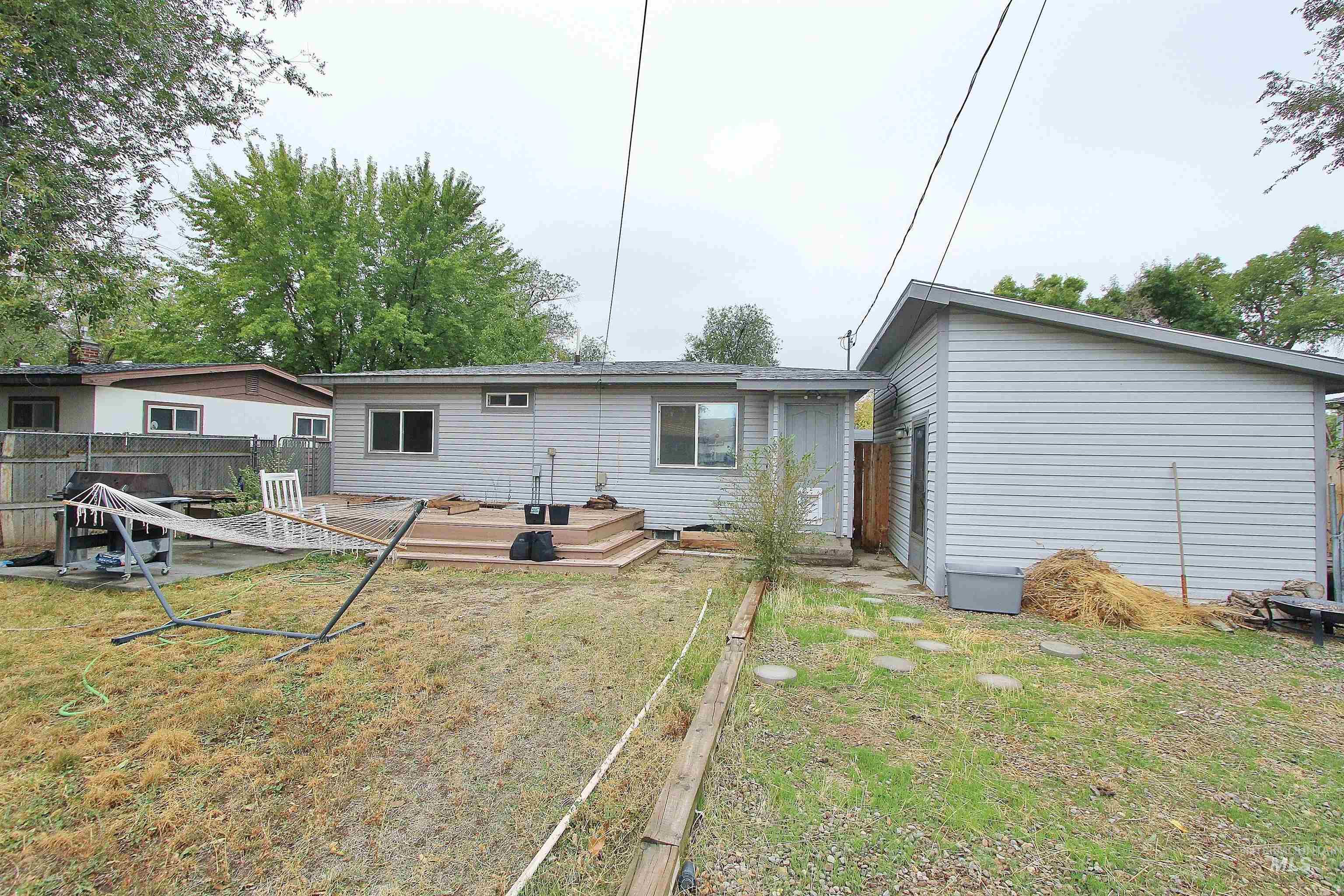 314 Baker Drive, Mountain Home, Idaho 83647, 2 Bedrooms, 1 Bathroom, Residential For Sale, Price $279,900, 98964831