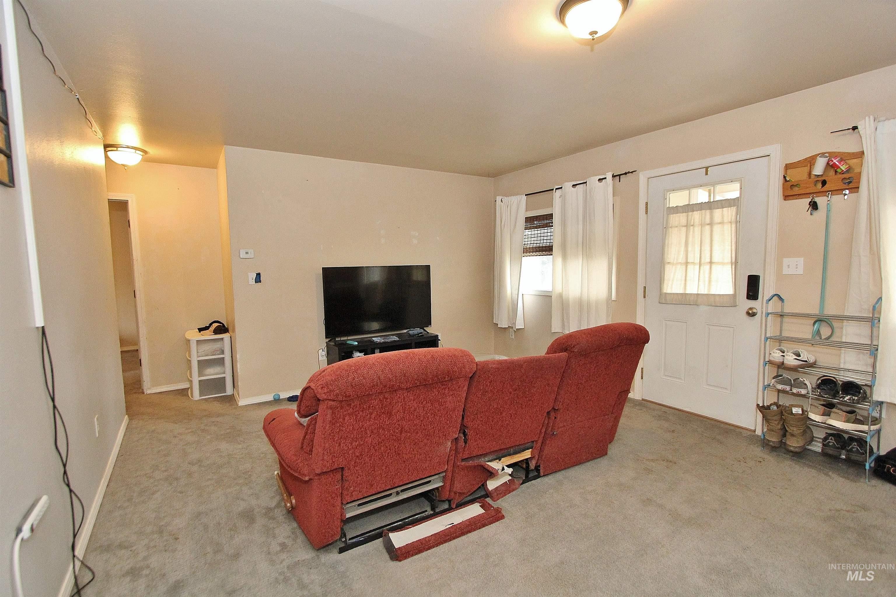 314 Baker Drive, Mountain Home, Idaho 83647, 2 Bedrooms, 1 Bathroom, Residential For Sale, Price $279,900, 98964831