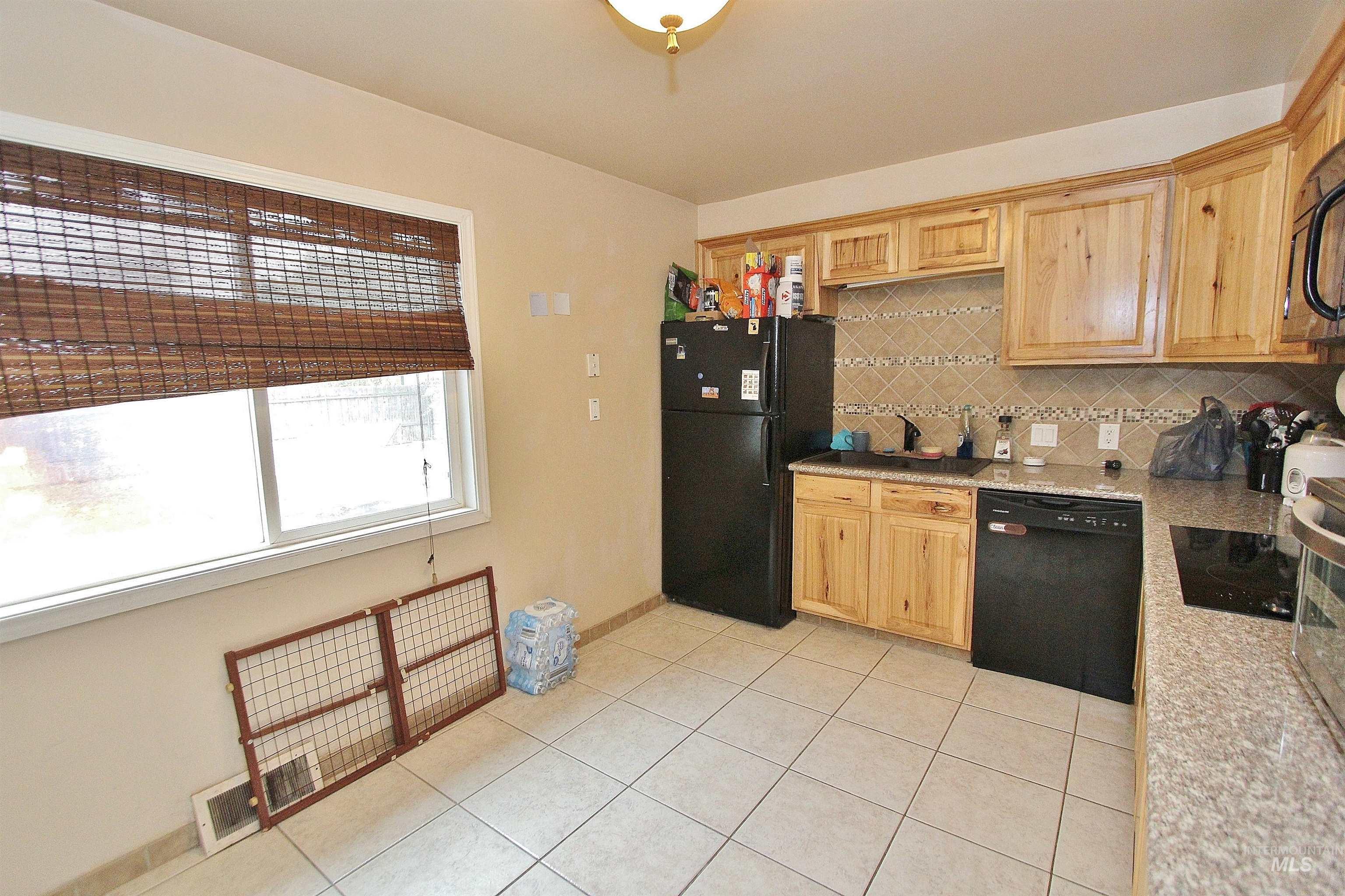 314 Baker Drive, Mountain Home, Idaho 83647, 2 Bedrooms, 1 Bathroom, Residential For Sale, Price $279,900, 98964831