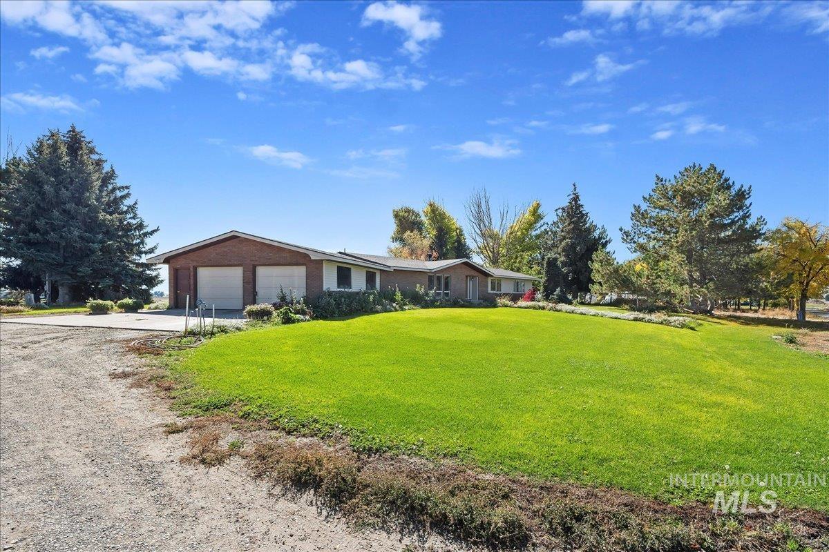 106 B N 600 W, Paul, Idaho 83347, 5 Bedrooms, 3.5 Bathrooms, Residential For Sale, Price $655,000, 98964839
