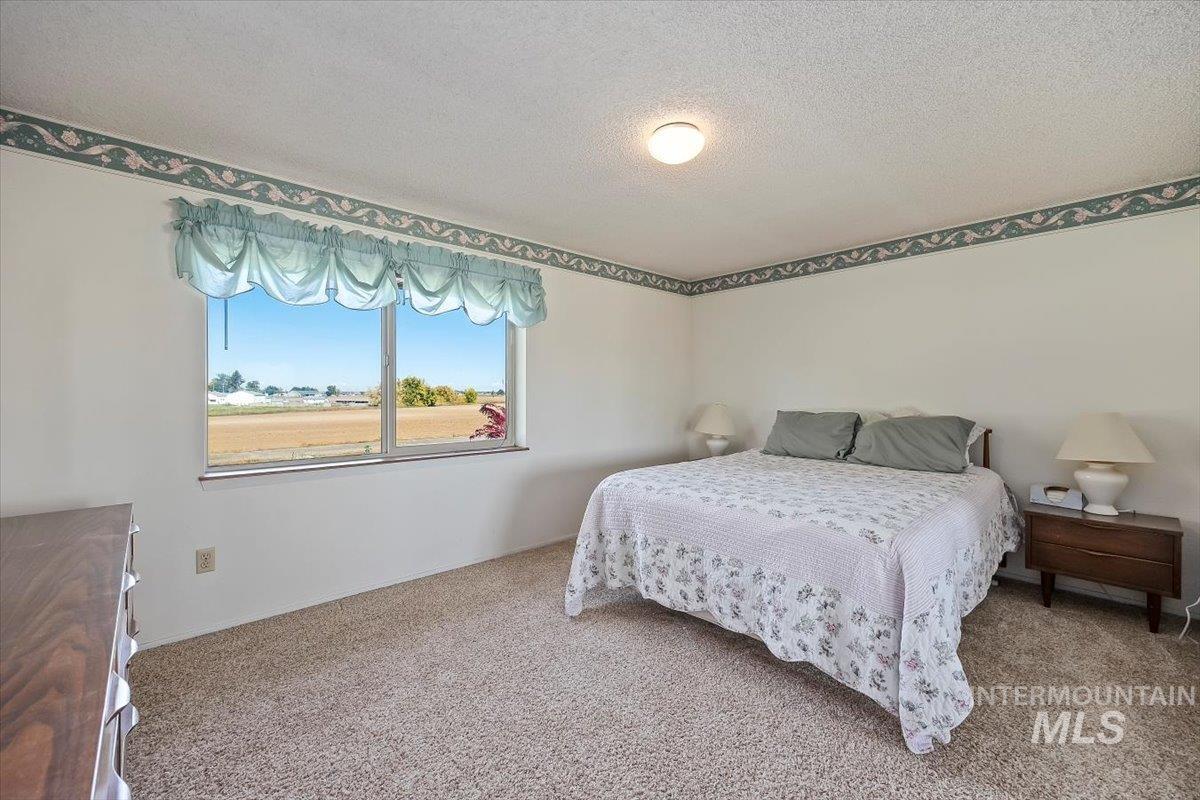 106 B N 600 W, Paul, Idaho 83347, 5 Bedrooms, 3.5 Bathrooms, Residential For Sale, Price $655,000, 98964839