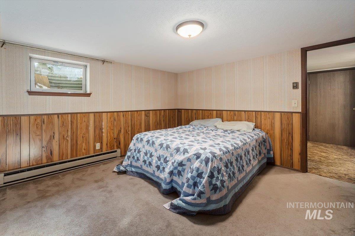 106 B N 600 W, Paul, Idaho 83347, 5 Bedrooms, 3.5 Bathrooms, Residential For Sale, Price $655,000, 98964839