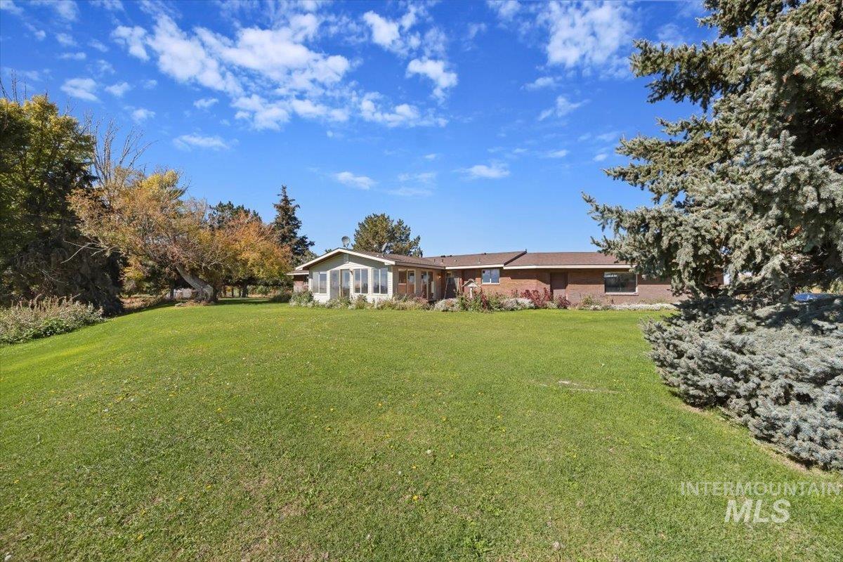 106 B N 600 W, Paul, Idaho 83347, 5 Bedrooms, 3.5 Bathrooms, Residential For Sale, Price $655,000, 98964839