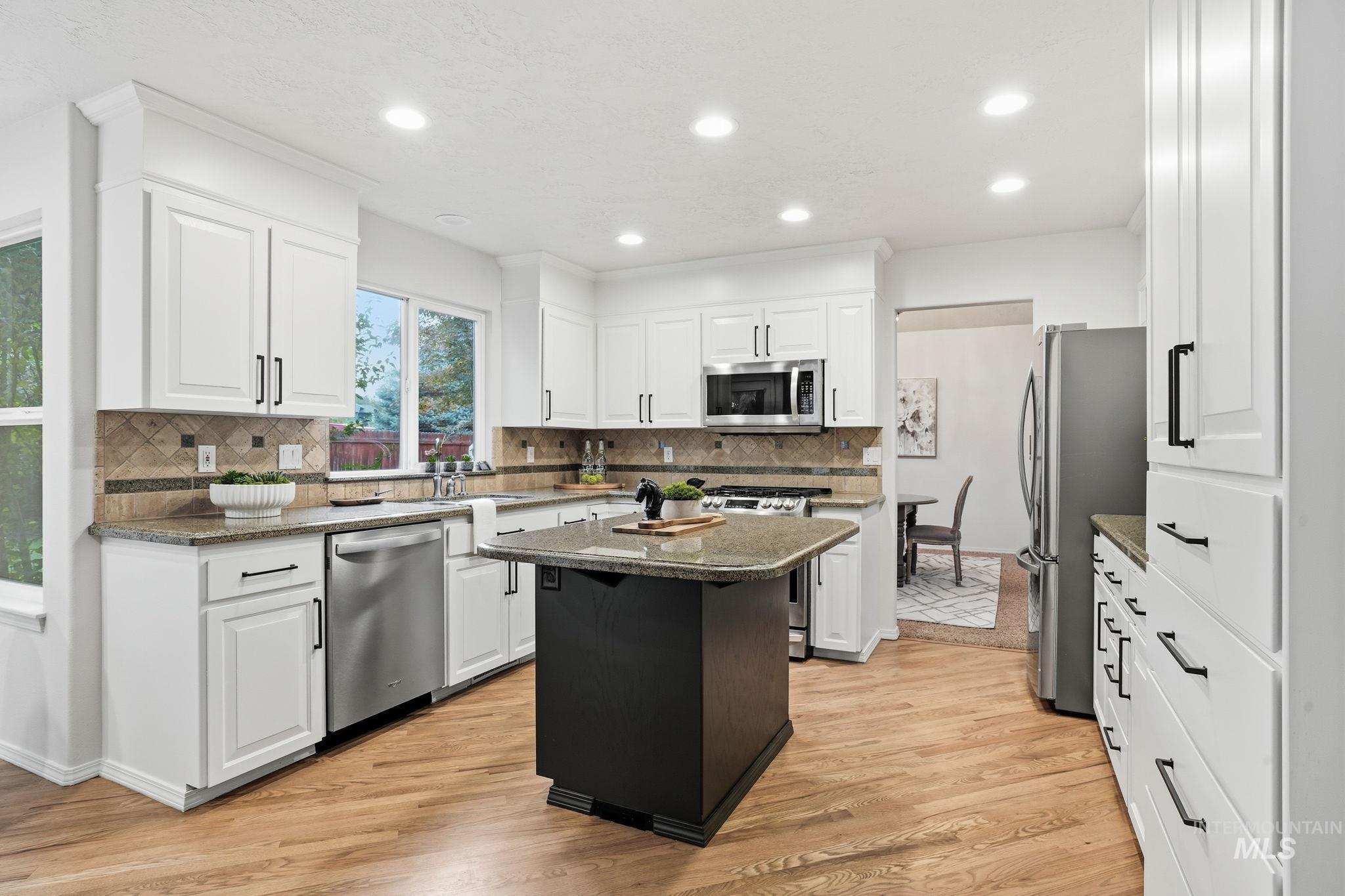 330 S Winthrop Pl, Boise, Idaho 83709, 7 Bedrooms, 4 Bathrooms, Residential For Sale, Price $849,000, 98964848