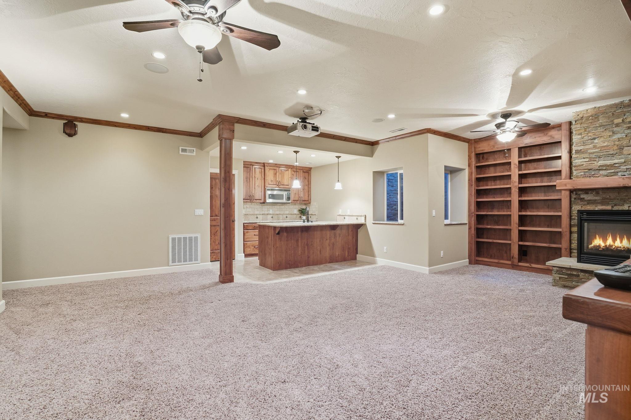 330 S Winthrop Pl, Boise, Idaho 83709, 7 Bedrooms, 4 Bathrooms, Residential For Sale, Price $849,000, 98964848