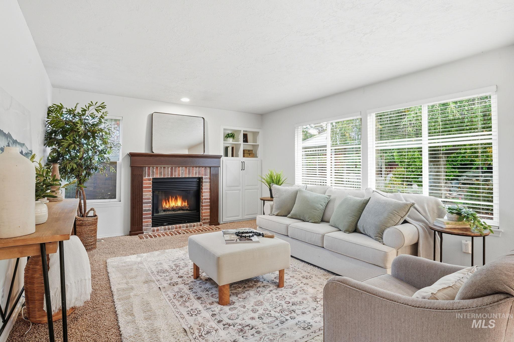 330 S Winthrop Pl, Boise, Idaho 83709, 7 Bedrooms, 4 Bathrooms, Residential For Sale, Price $849,000, 98964848