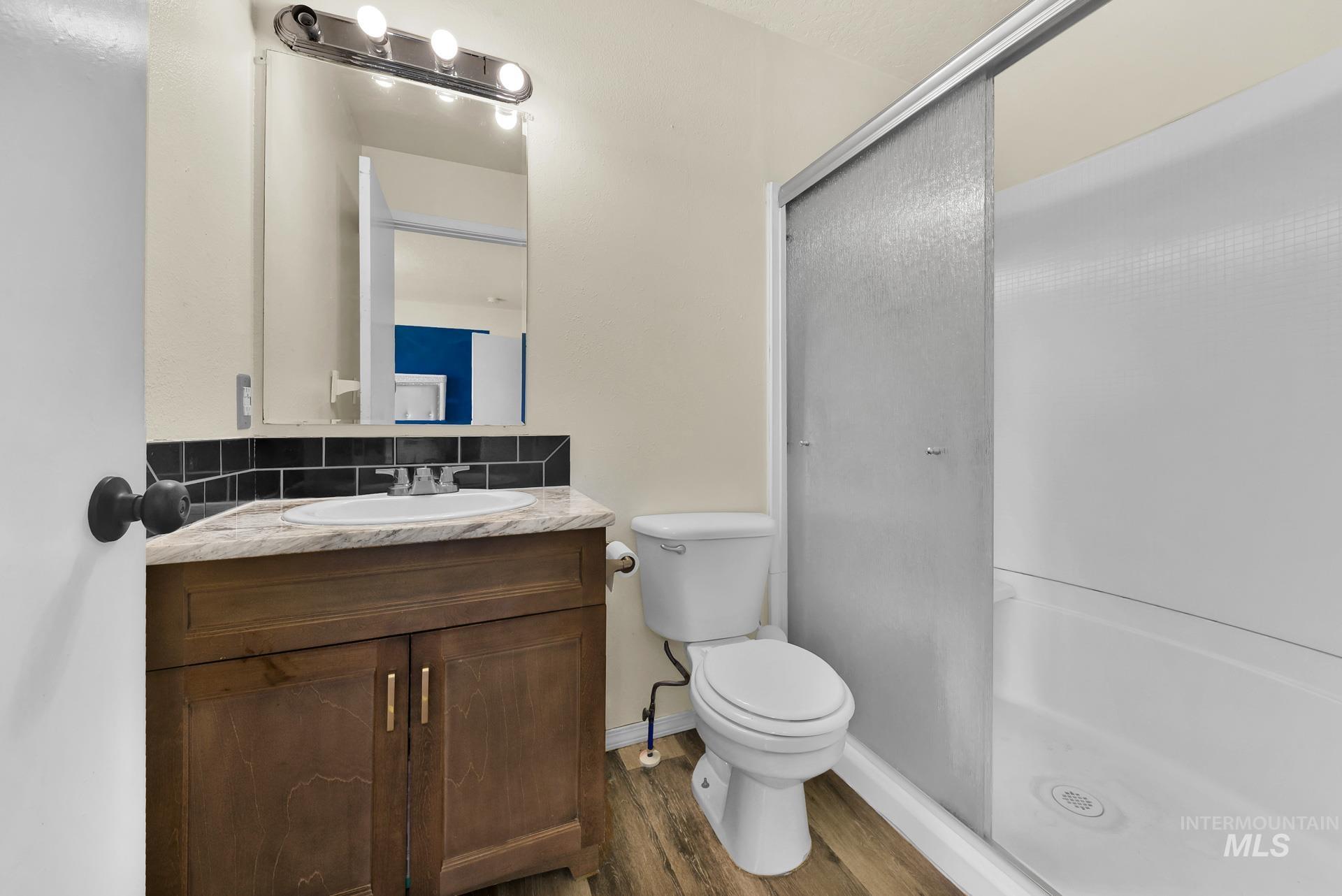 709 E Trail Creek, Nampa, Idaho 83686, 3 Bedrooms, 2 Bathrooms, Residential For Sale, Price $319,995, 98964852
