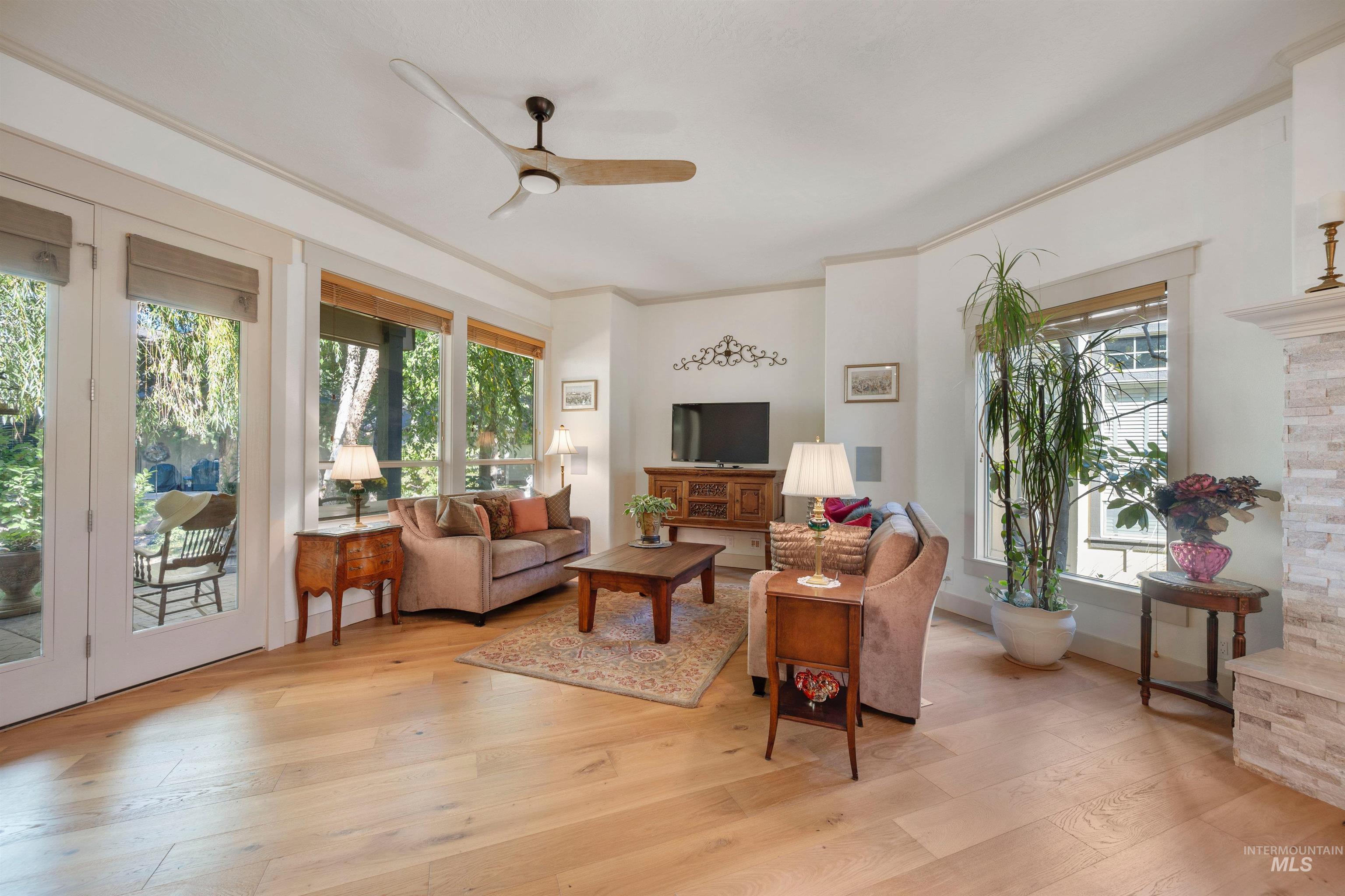 72 W Stone Path Lane, Eagle, Idaho 83616, 3 Bedrooms, 2.5 Bathrooms, Residential For Sale, Price $895,000, 98964929