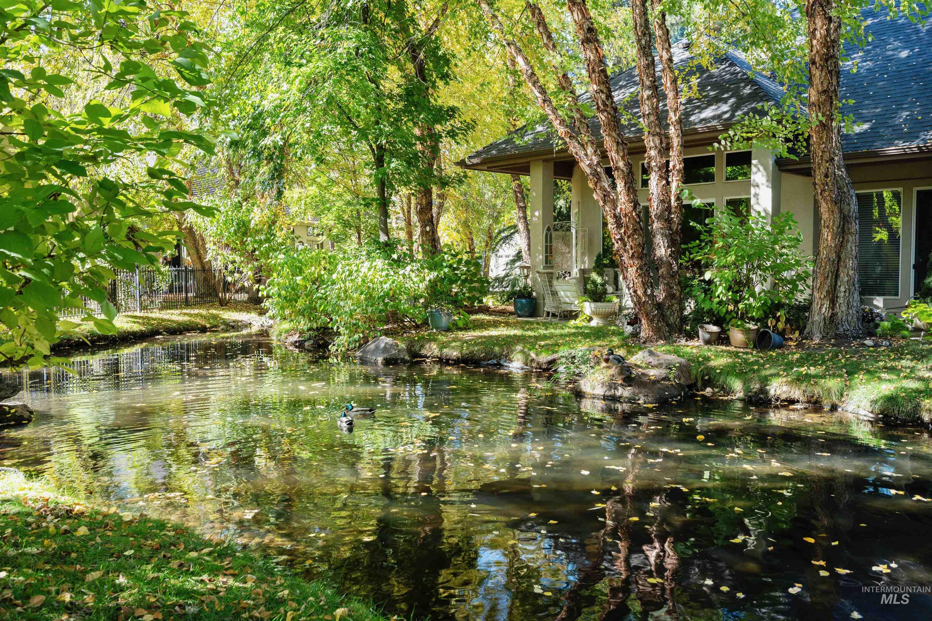 72 W Stone Path Lane, Eagle, Idaho 83616, 3 Bedrooms, 2.5 Bathrooms, Residential For Sale, Price $895,000, 98964929
