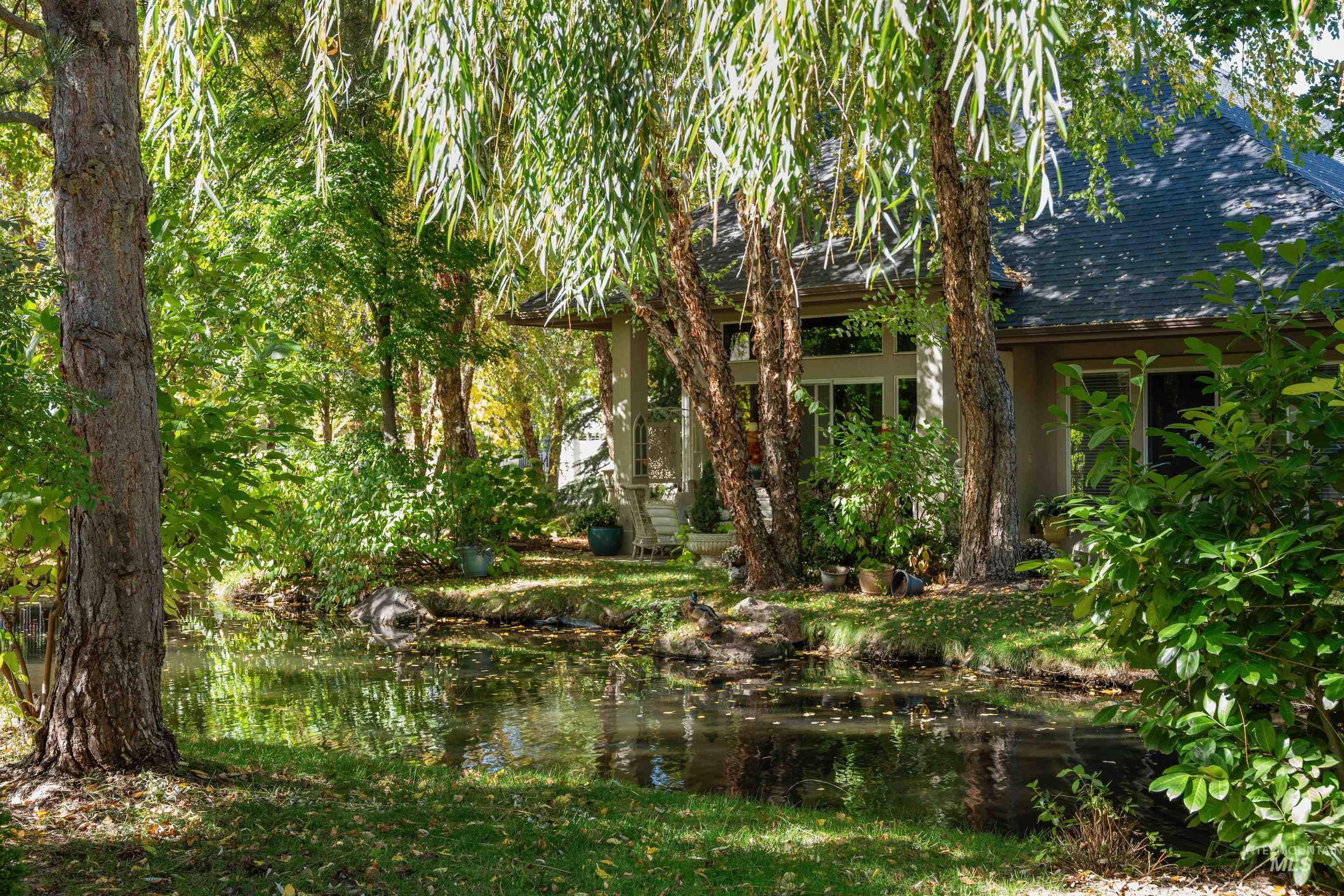 72 W Stone Path Lane, Eagle, Idaho 83616, 3 Bedrooms, 2.5 Bathrooms, Residential For Sale, Price $895,000, 98964929