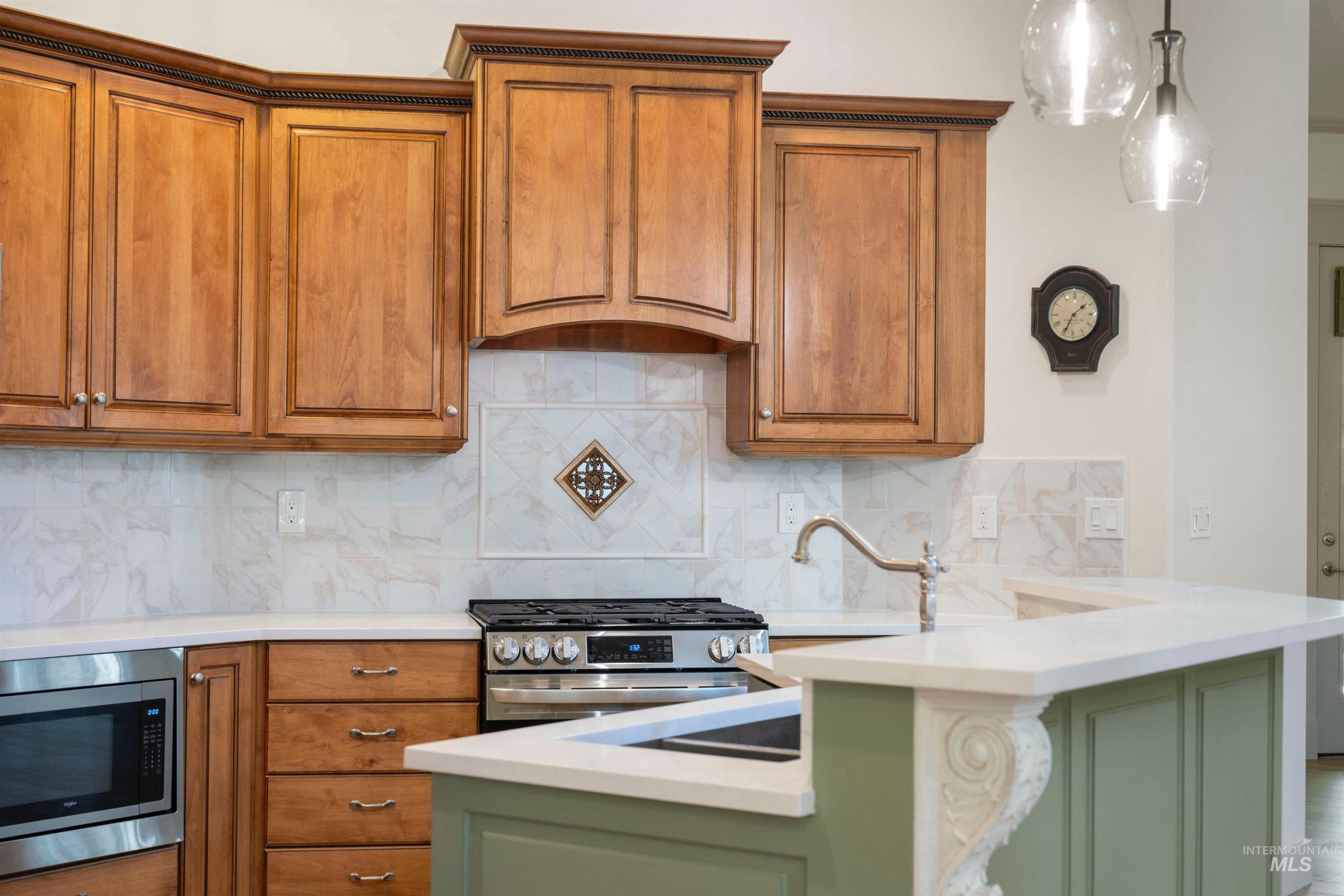 72 W Stone Path Lane, Eagle, Idaho 83616, 3 Bedrooms, 2.5 Bathrooms, Residential For Sale, Price $895,000, 98964929
