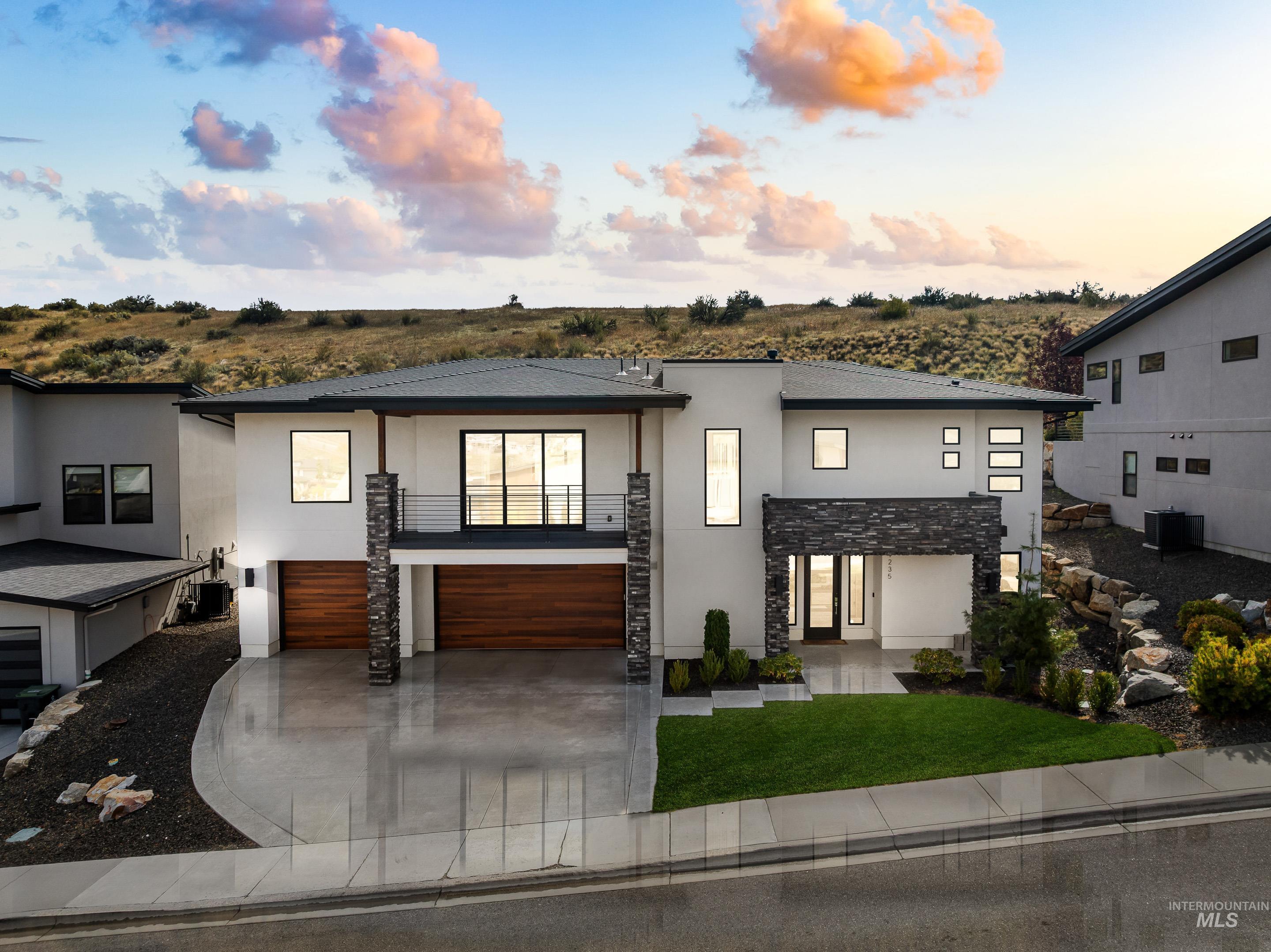 1235 E Highland View Dr, Boise, Idaho 83702, 4 Bedrooms, 3.5 Bathrooms, Residential For Sale, Price $1,525,000, 98964979