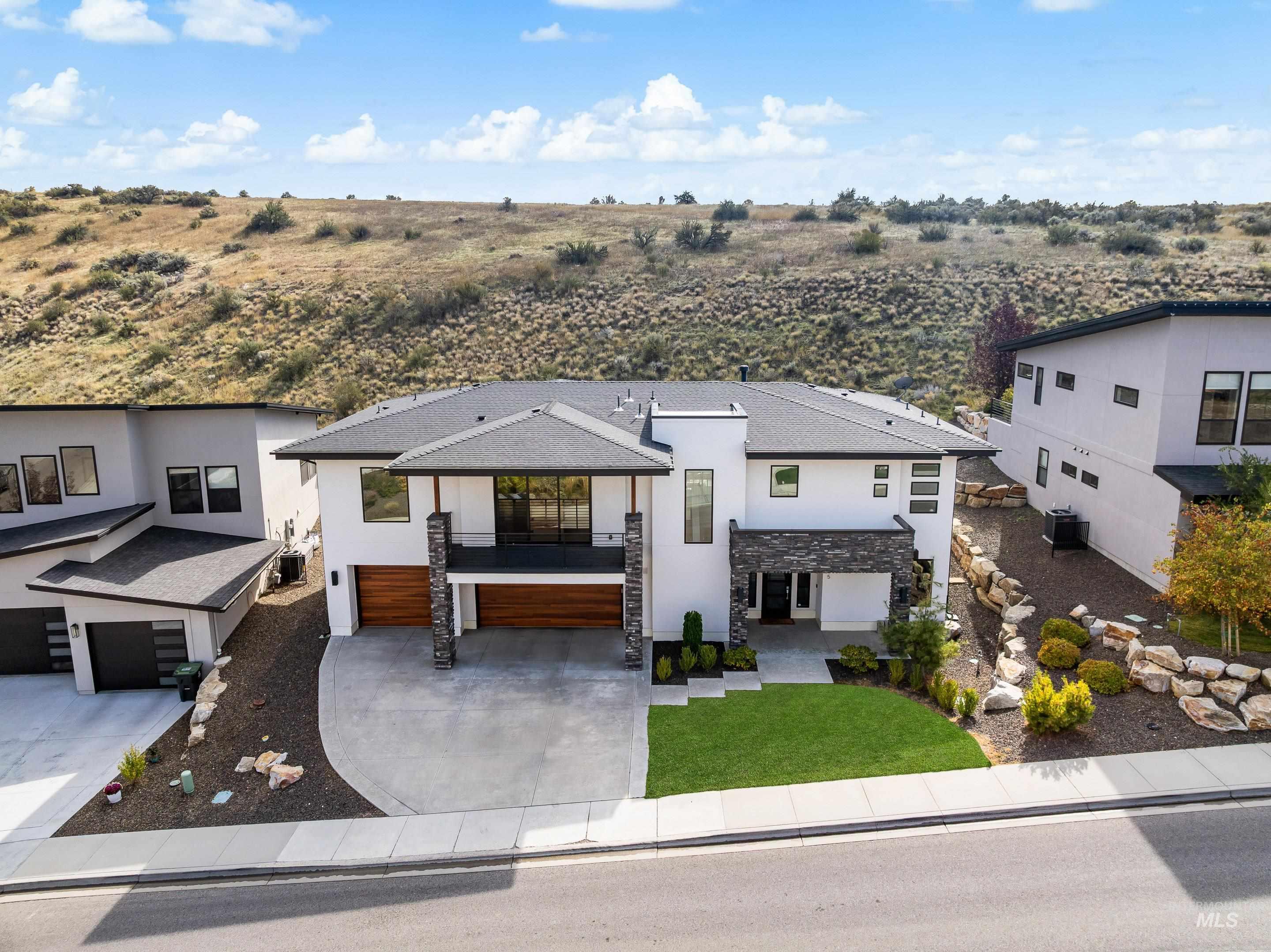1235 E Highland View Dr, Boise, Idaho 83702, 4 Bedrooms, 3.5 Bathrooms, Residential For Sale, Price $1,525,000, 98964979