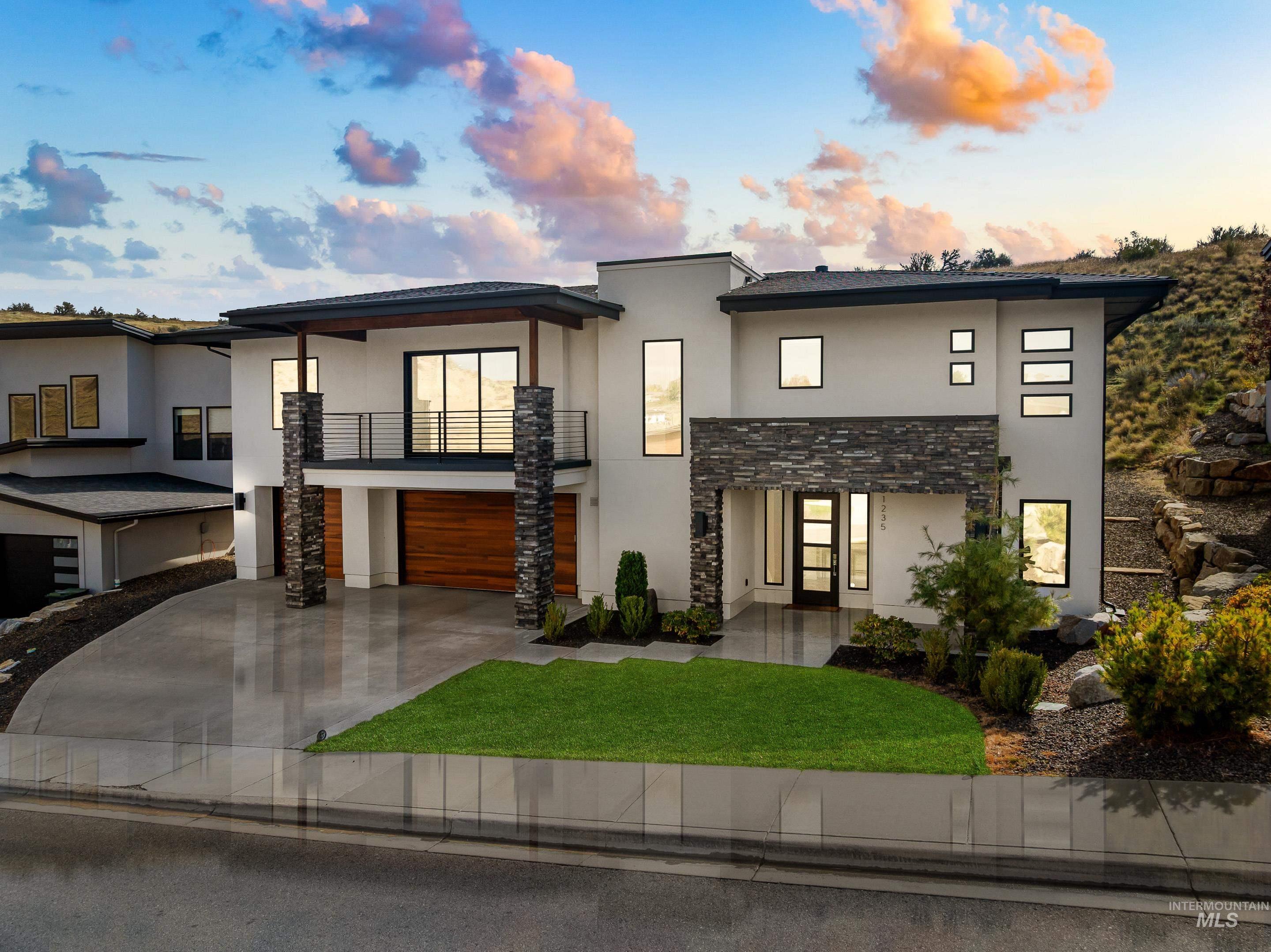 1235 E Highland View Dr, Boise, Idaho 83702, 4 Bedrooms, 3.5 Bathrooms, Residential For Sale, Price $1,525,000, 98964979