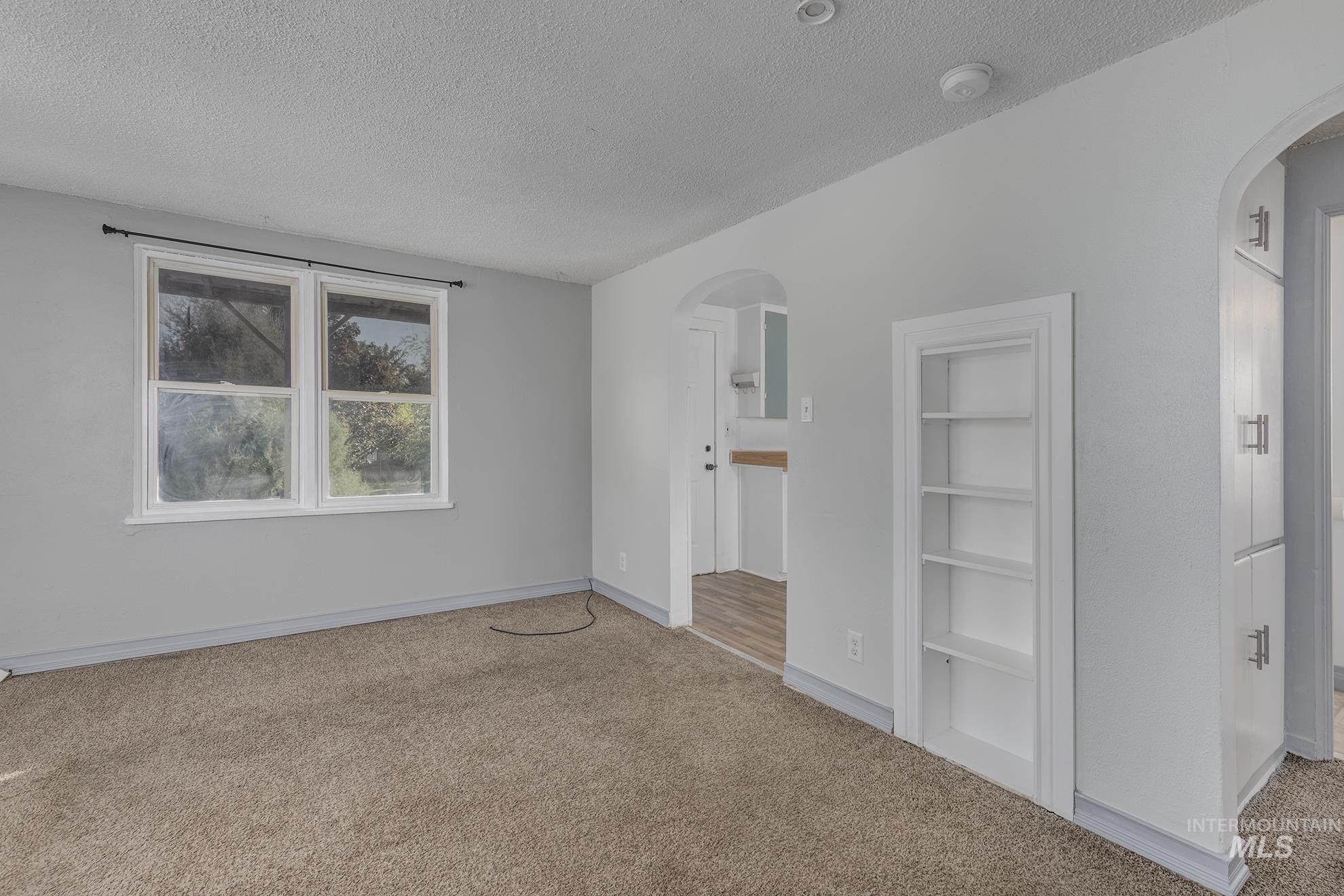 438 10th Ave N, Payette, Idaho 83661, 3 Bedrooms, 1 Bathroom, Residential Income For Sale, Price $350,000, 98964986