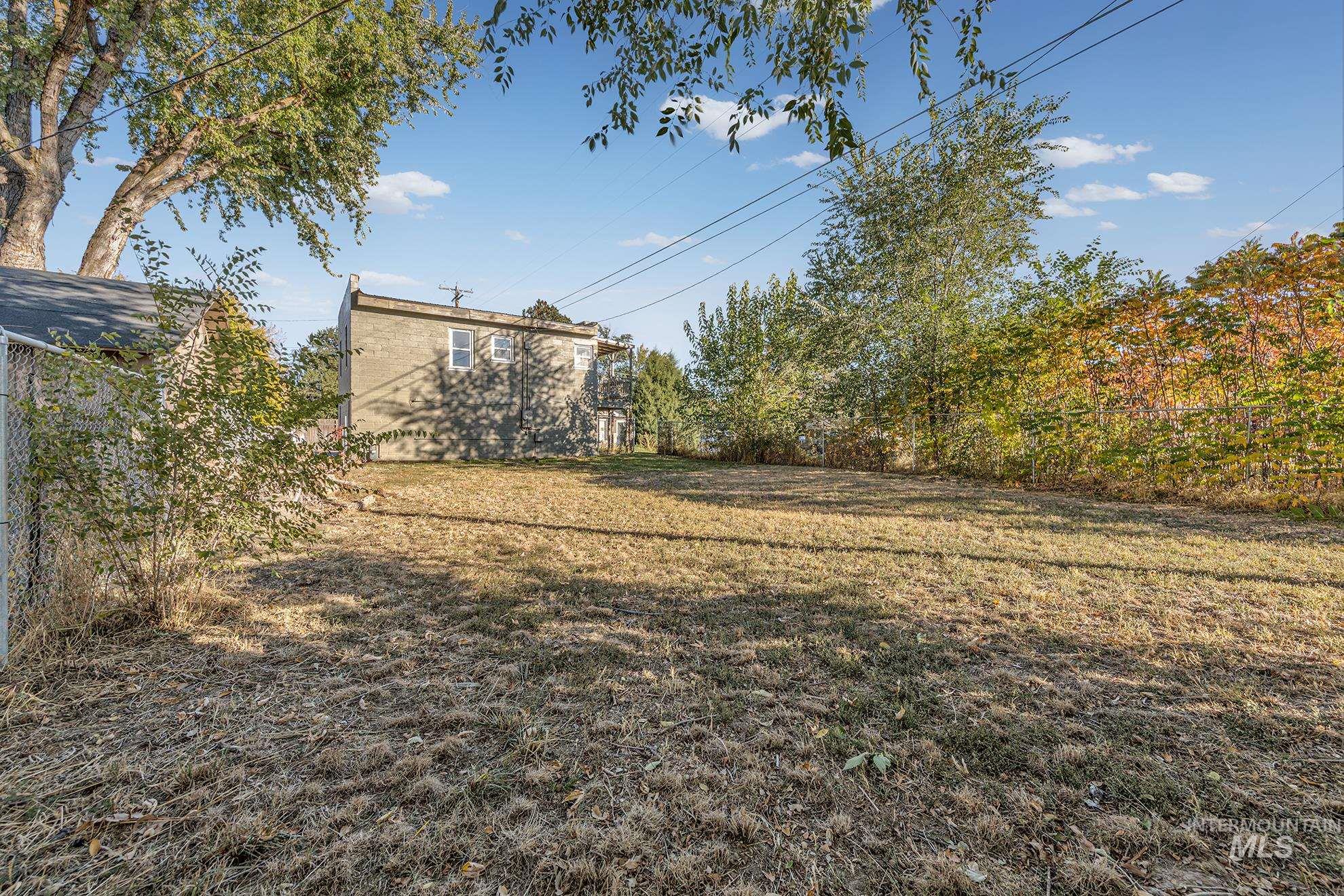 438 10th Ave N, Payette, Idaho 83661, 3 Bedrooms, 1 Bathroom, Residential Income For Sale, Price $350,000, 98964986