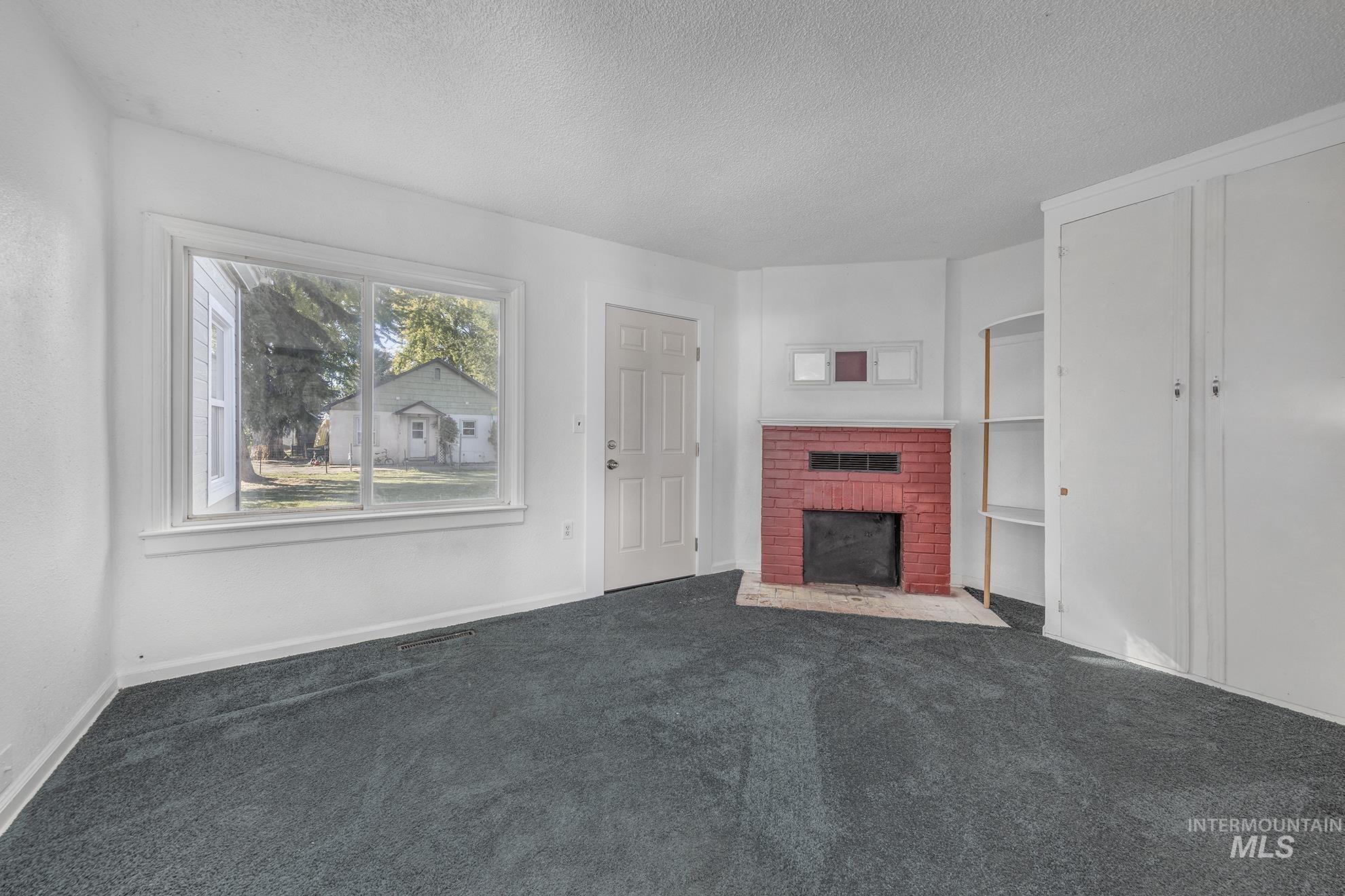 438 10th Ave N, Payette, Idaho 83661, 3 Bedrooms, 1 Bathroom, Residential Income For Sale, Price $350,000, 98964986