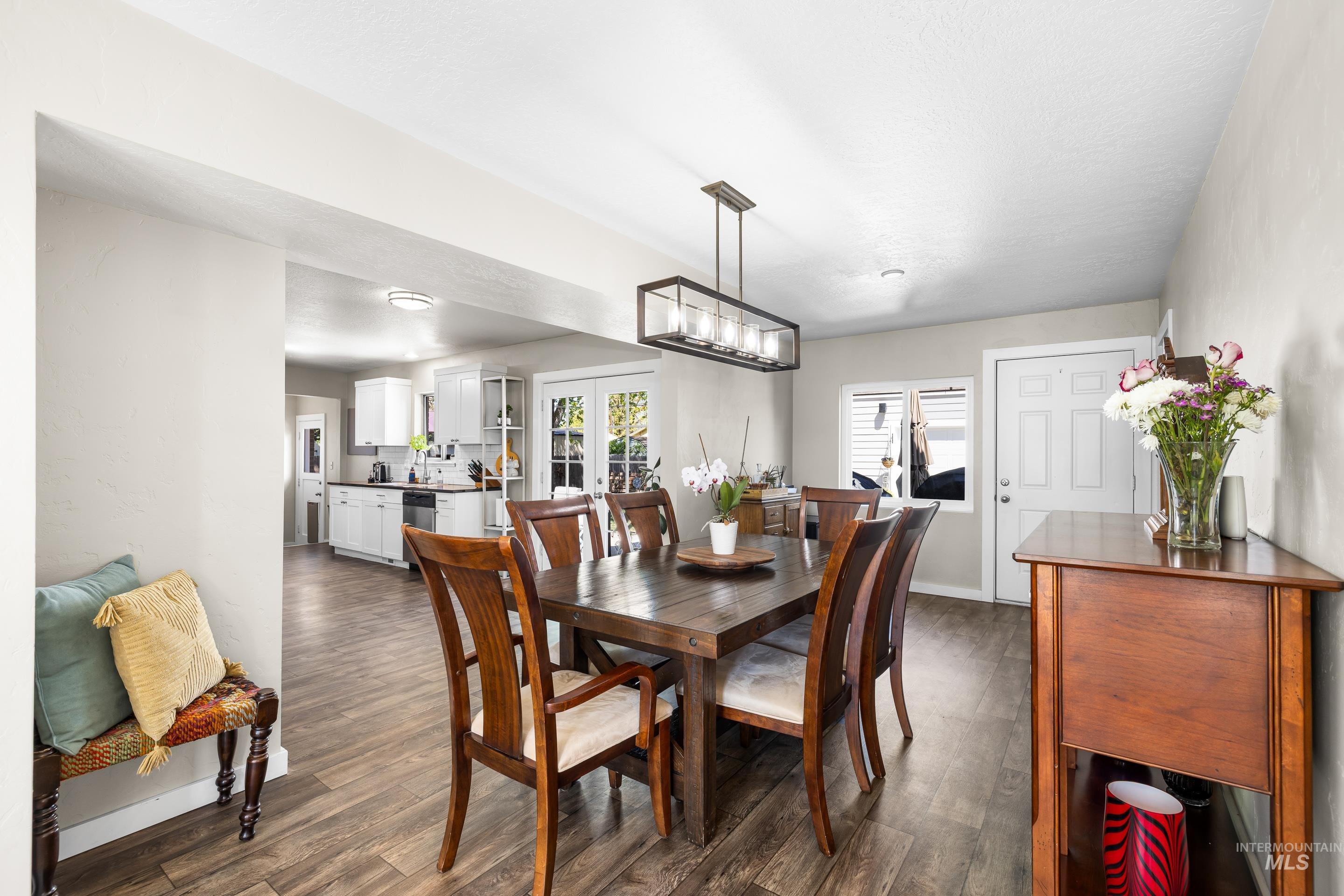 3510 LASSEN, Boise, Idaho 83703-4737, 5 Bedrooms, 3 Bathrooms, Residential For Sale, Price $785,000, 98965015