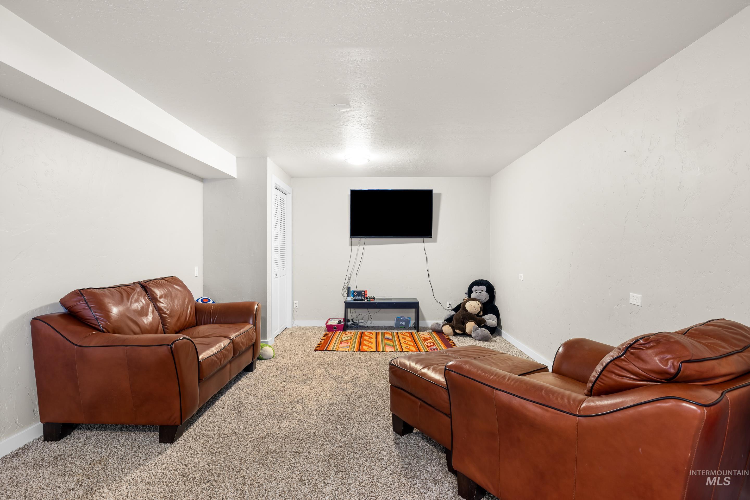 3510 LASSEN, Boise, Idaho 83703-4737, 5 Bedrooms, 3 Bathrooms, Residential For Sale, Price $785,000, 98965015