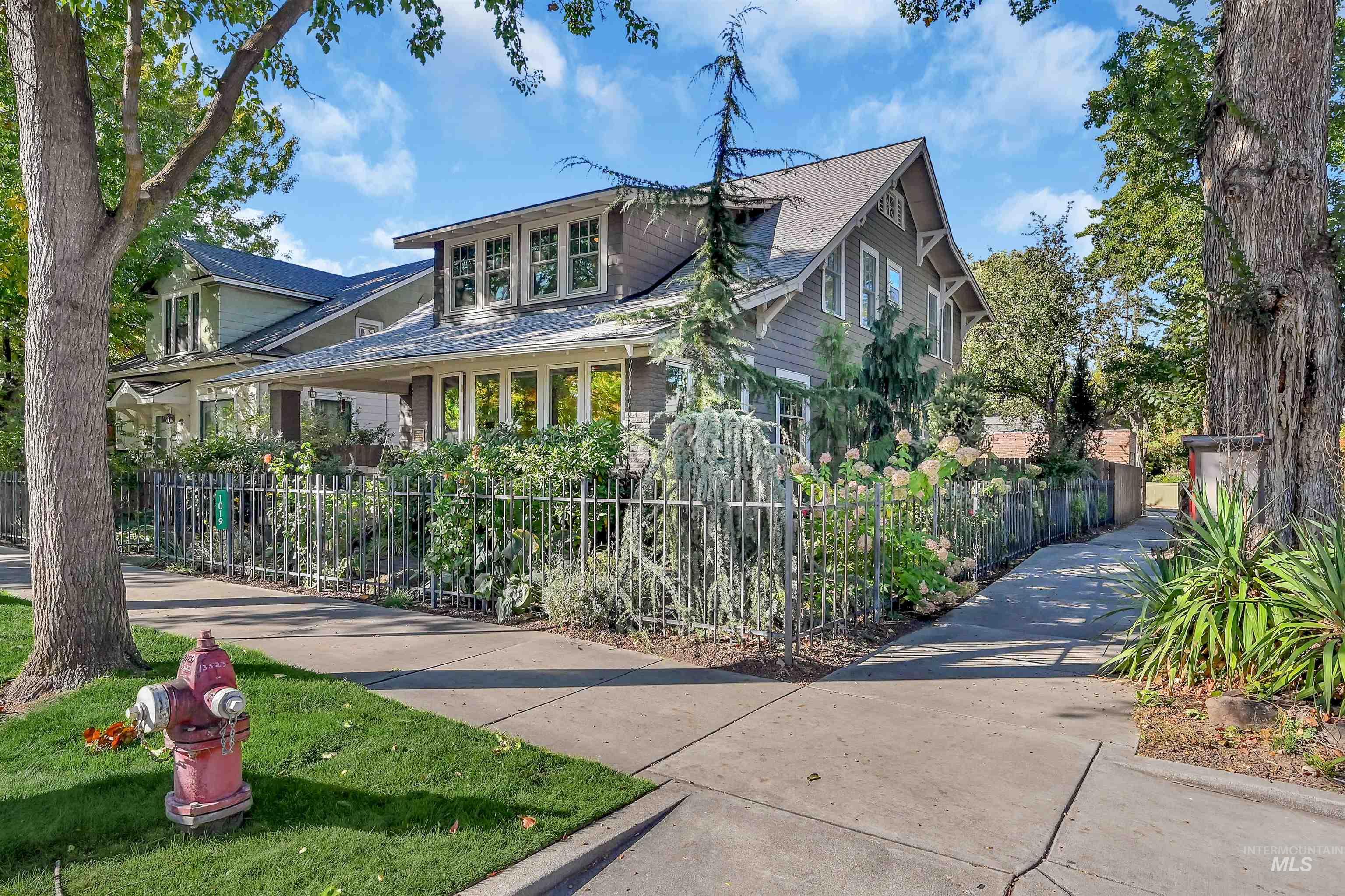 1019 N 9Th St, Boise, Idaho 83702-4232, 4 Bedrooms, 2.5 Bathrooms, Residential For Sale, Price $2,400,000, 98965033