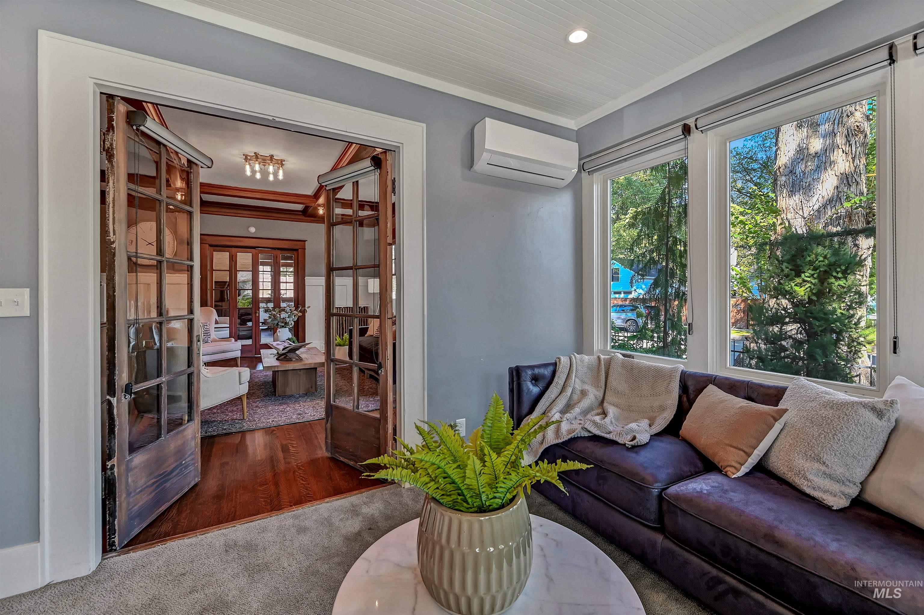 1019 N 9Th St, Boise, Idaho 83702-4232, 4 Bedrooms, 2.5 Bathrooms, Residential For Sale, Price $2,400,000, 98965033