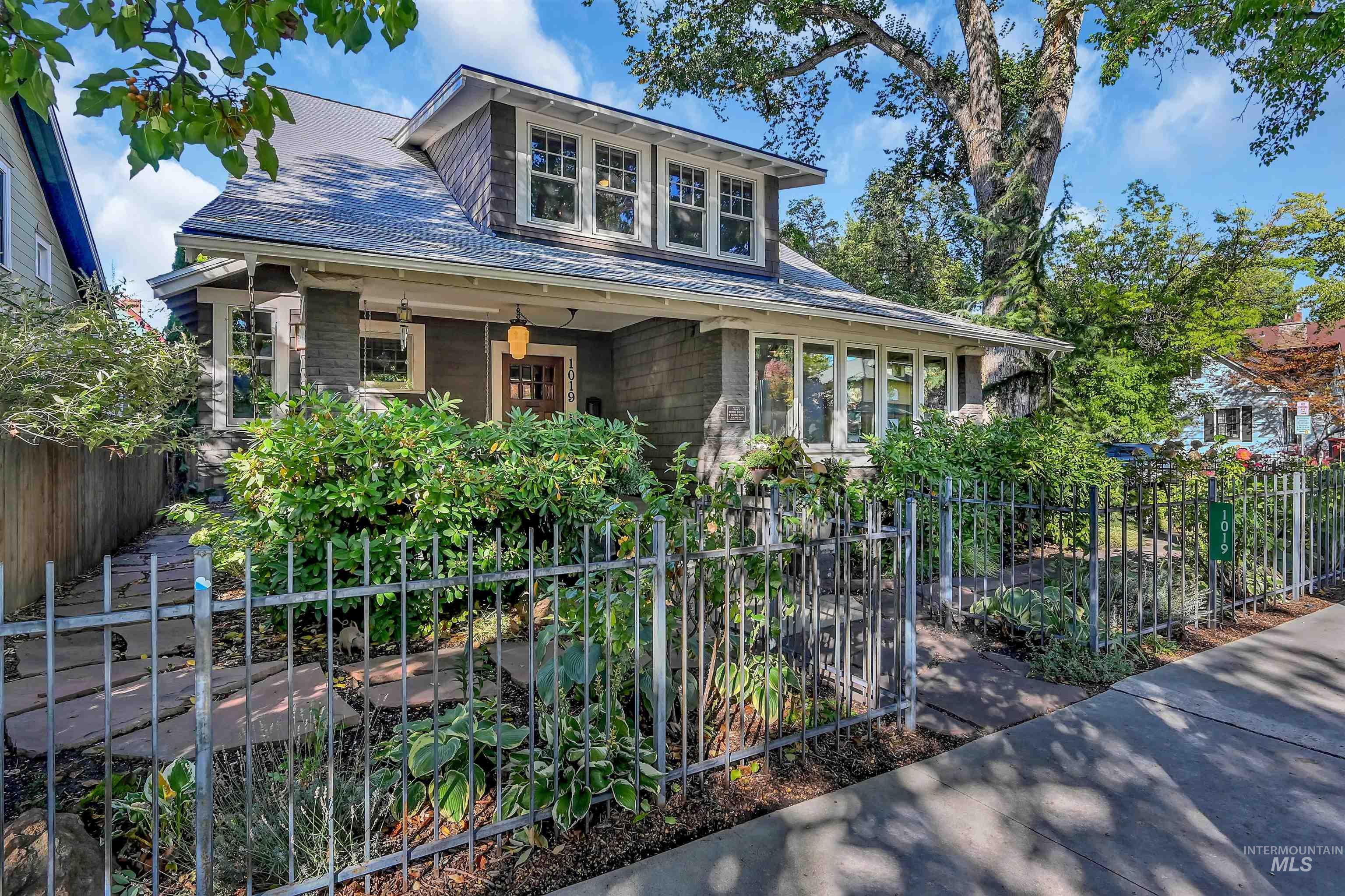 1019 N 9Th St, Boise, Idaho 83702-4232, 4 Bedrooms, 2.5 Bathrooms, Residential For Sale, Price $2,400,000, 98965033