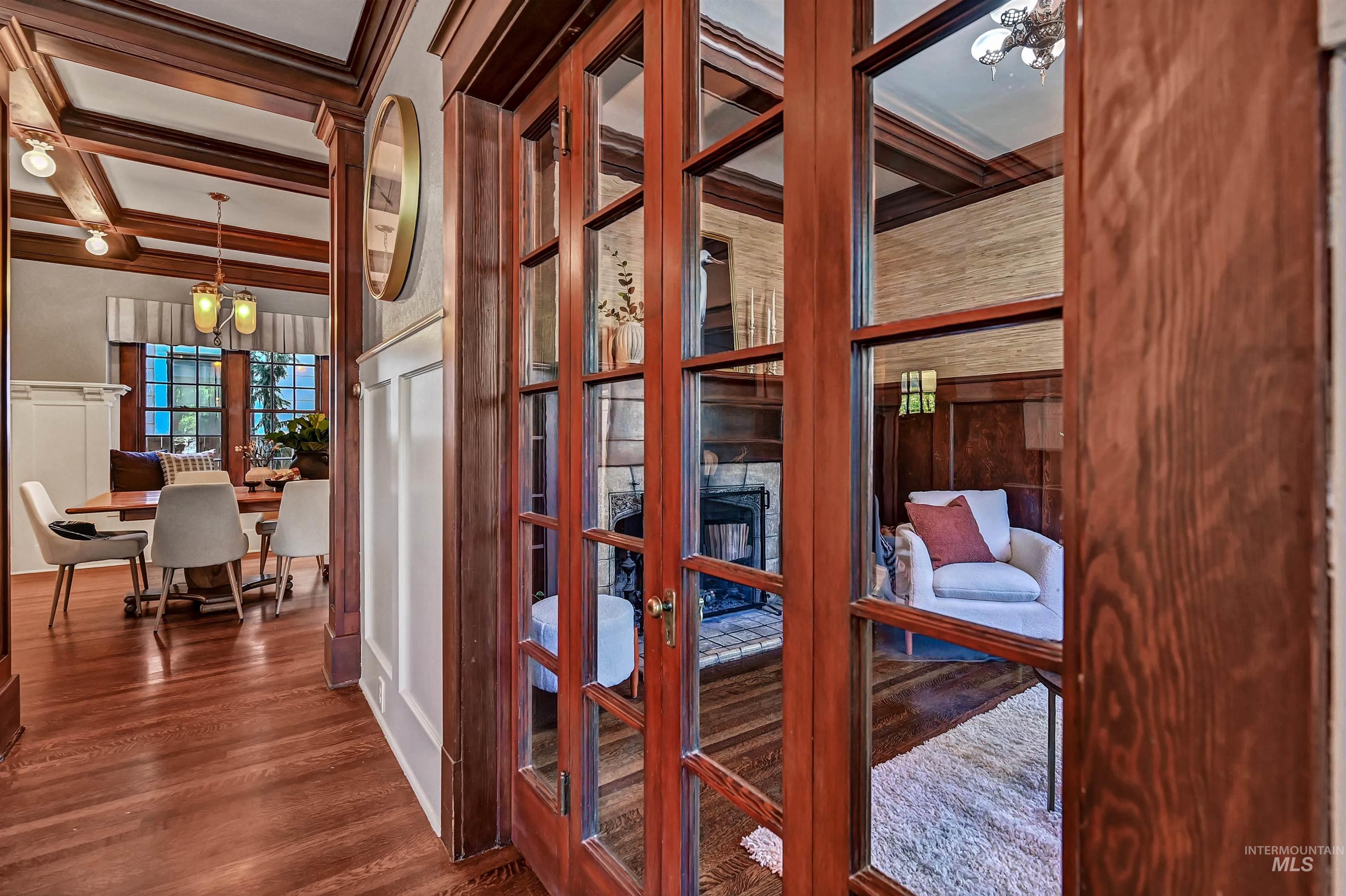 1019 N 9Th St, Boise, Idaho 83702-4232, 4 Bedrooms, 2.5 Bathrooms, Residential For Sale, Price $2,400,000, 98965033