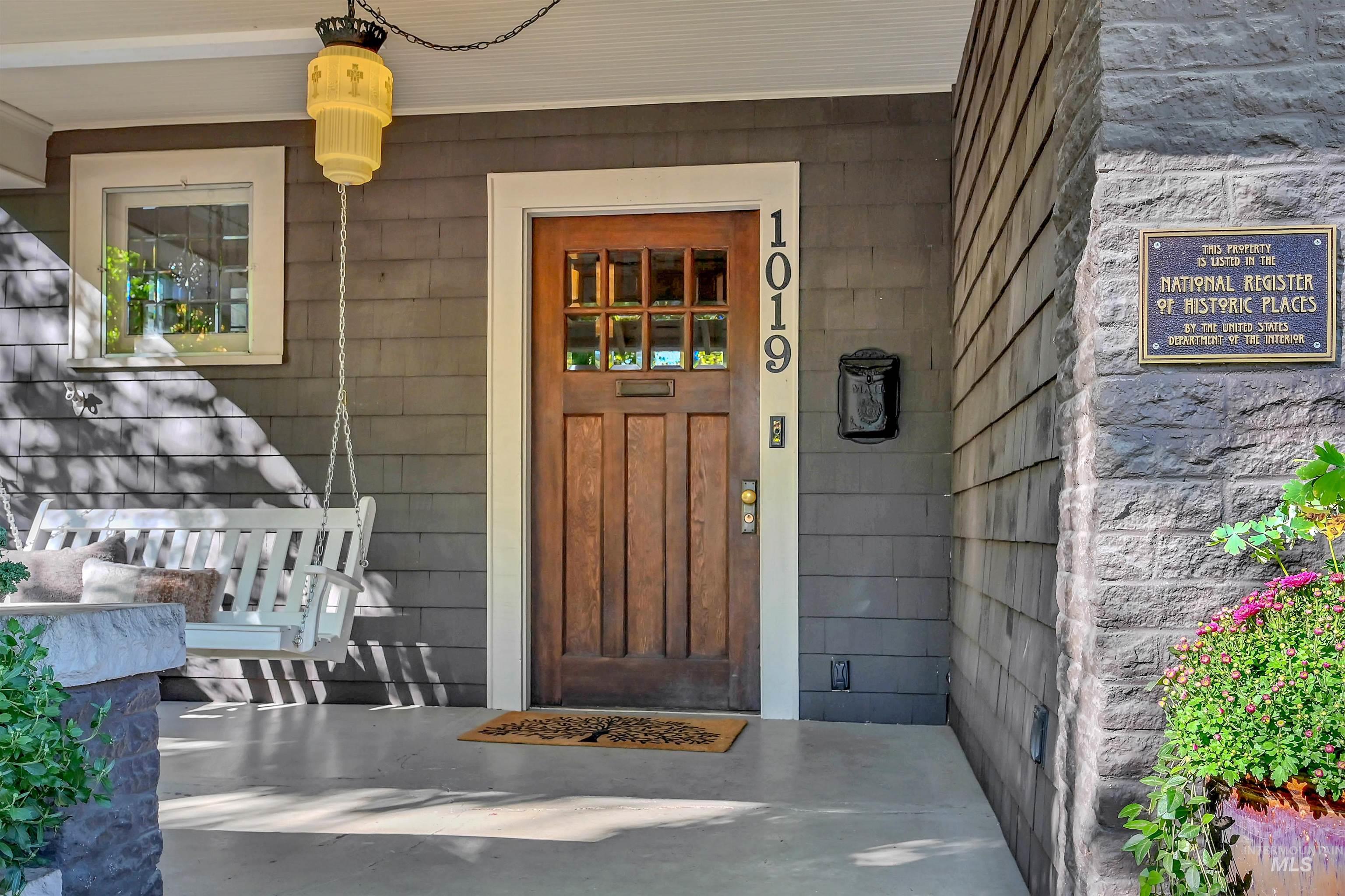 1019 N 9Th St, Boise, Idaho 83702-4232, 4 Bedrooms, 2.5 Bathrooms, Residential For Sale, Price $2,400,000, 98965033