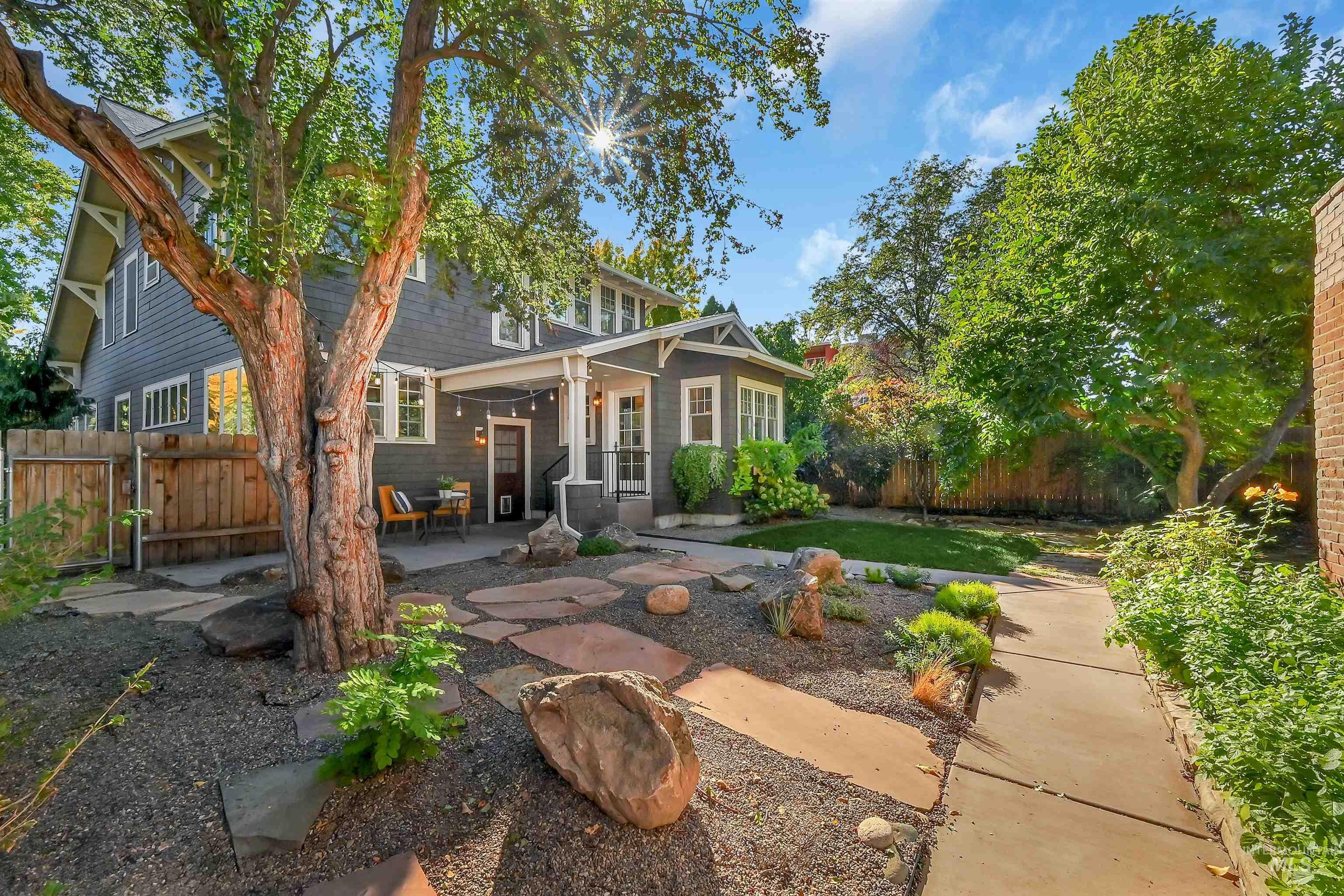 1019 N 9Th St, Boise, Idaho 83702-4232, 4 Bedrooms, 2.5 Bathrooms, Residential For Sale, Price $2,400,000, 98965033