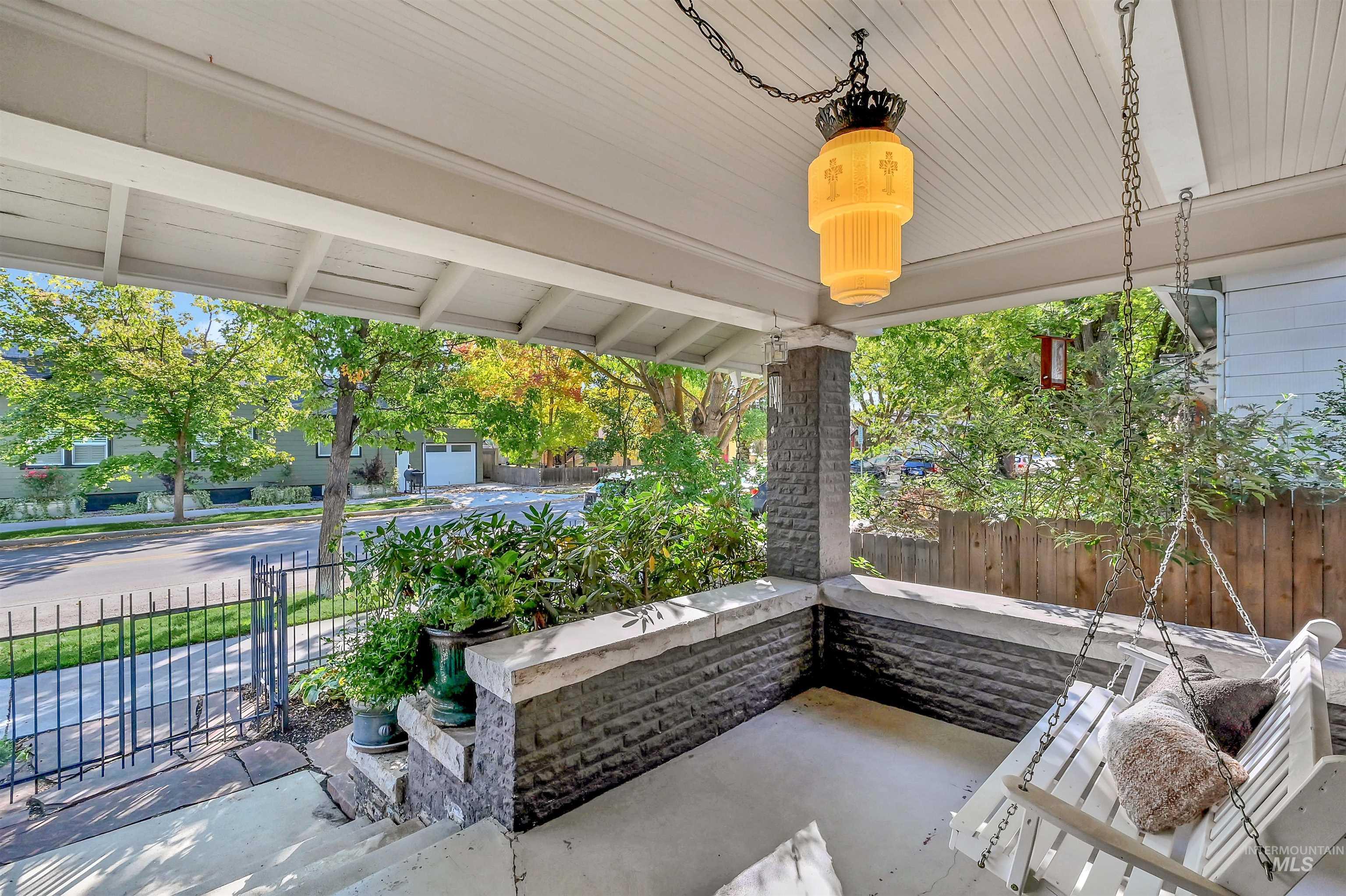 1019 N 9Th St, Boise, Idaho 83702-4232, 4 Bedrooms, 2.5 Bathrooms, Residential For Sale, Price $2,400,000, 98965033