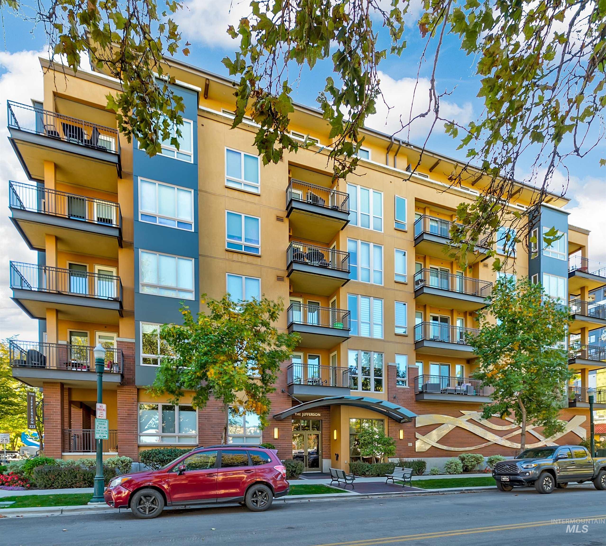 323 W Jefferson St, Boise, Idaho 83702, 2 Bedrooms, 2 Bathrooms, Residential For Sale, Price $924,900, 98965037